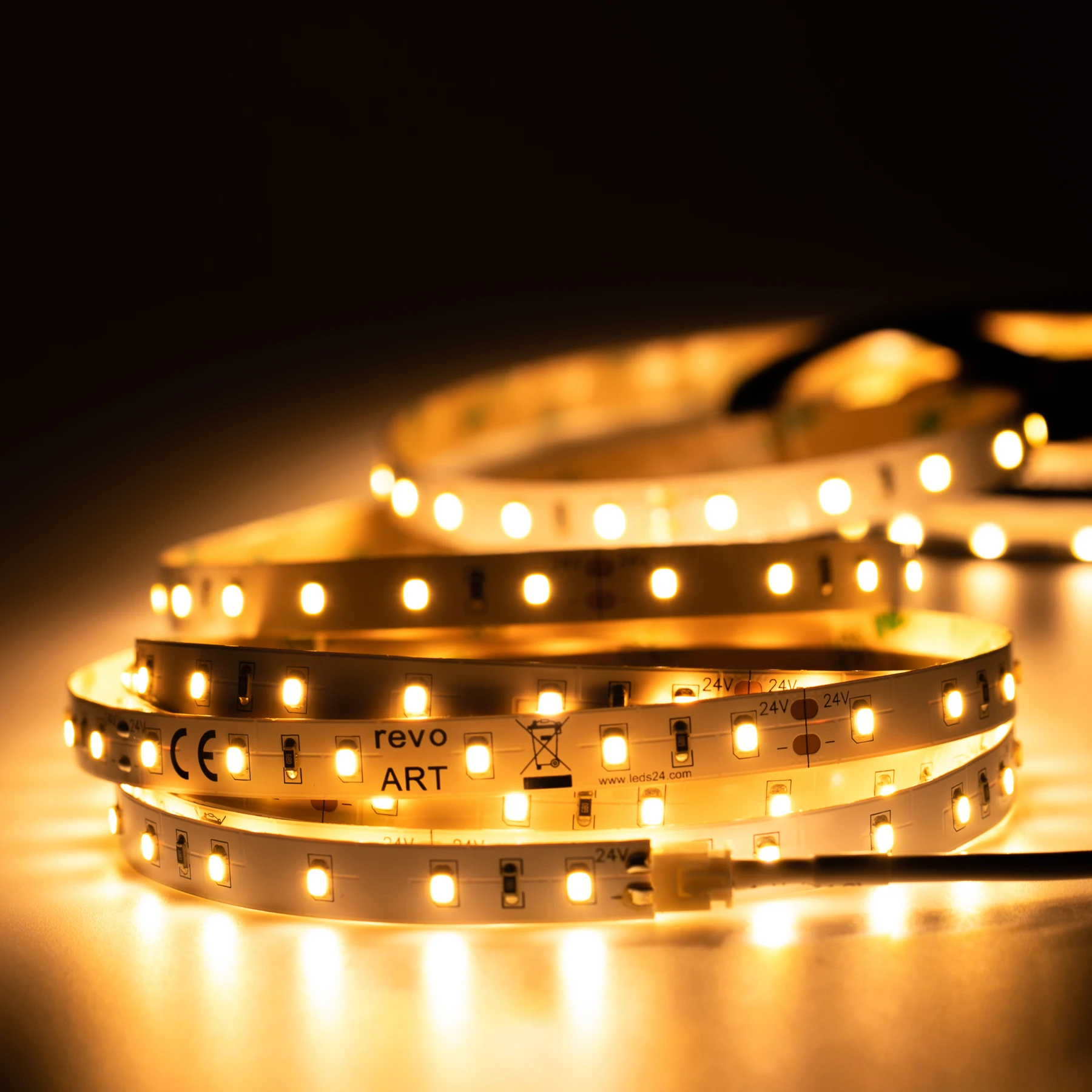 24V LED-Streifen dimmbar - flexibler LED-Stripe - 6x LEDs je 10cm - warmweiß 2700k - ohne Steckerbuchsen - Löten erforderlich - kein Anschlußkabel zum Netzteil - 10cm mit 6 SMD LEDs