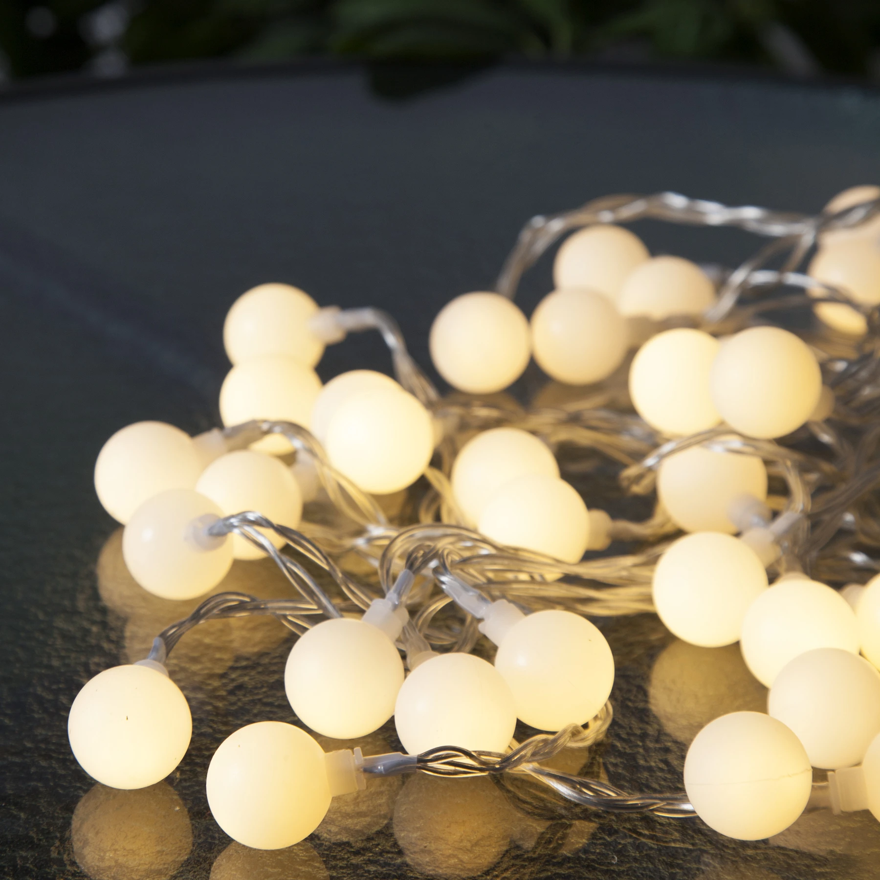 Berry - Deko Lichterkette für außen - 7,35 m - 50 LEDs - Netzbetrieb - Warmweiß