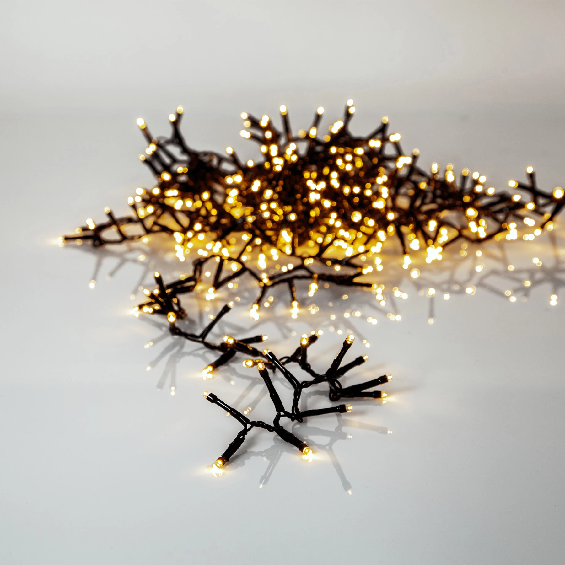 Golden Warm White - Lichterkette für außen - 10,8 m - 540 LEDs - Netzbetrieb - Warmweiß
