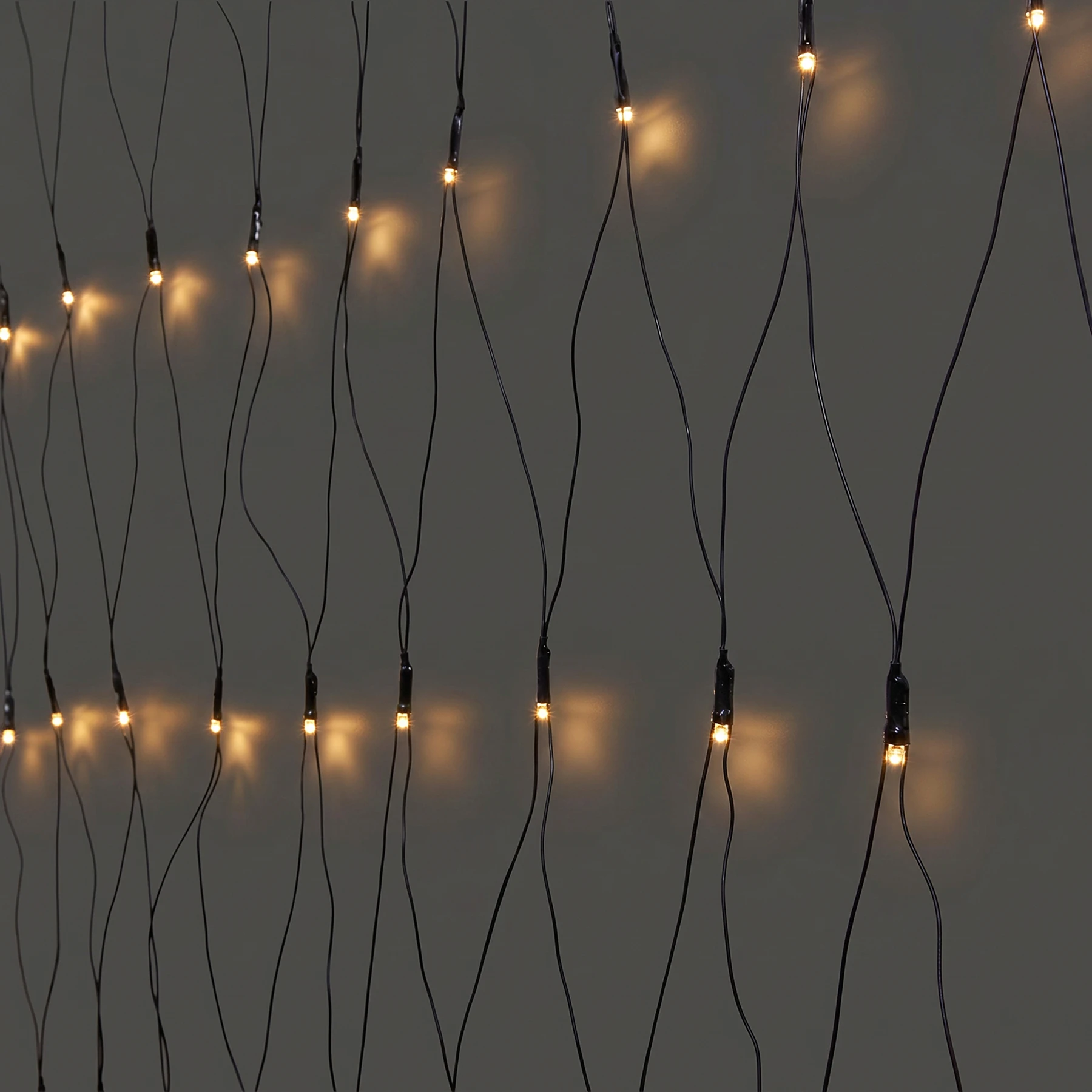 Golden Warm White - Lichternetz für außen - 2 m - 160 LEDs - Netzbetrieb - Warmweiß