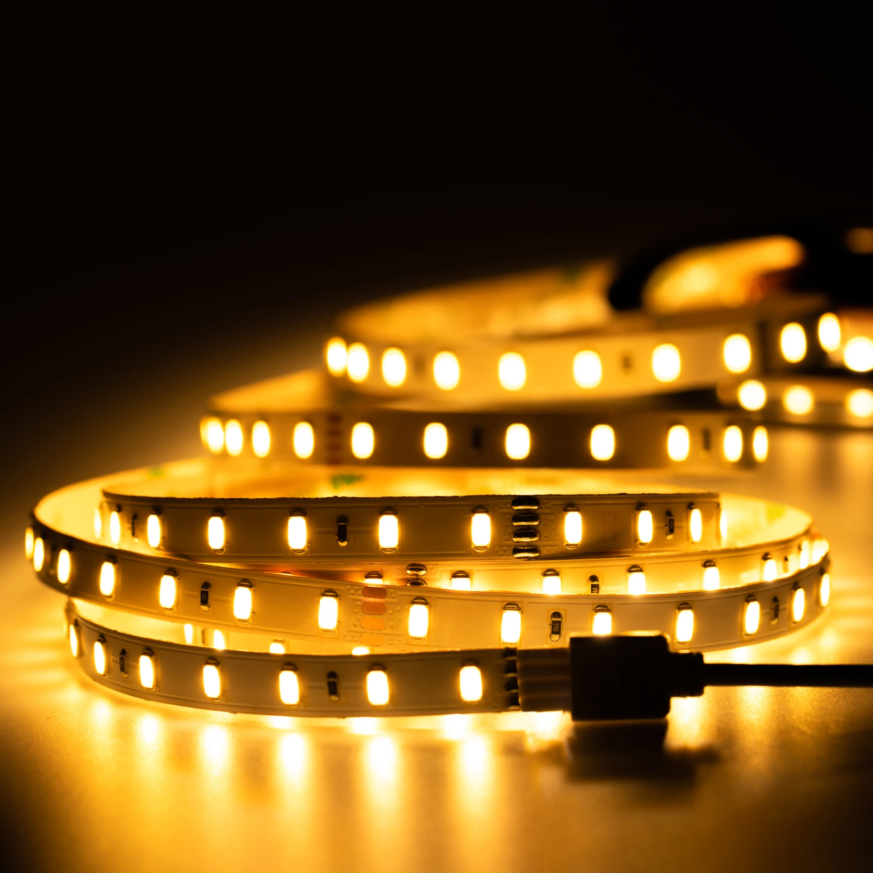 24V LED-Streifen Stripe flexibel - je 10cm 7x 5630 high Power LEDs - eXtrem-Line warmweiß - ohne Steckerbuchsen 4polig - Löten erforderlich - kein Anschlußkabel zum Netzteil - 10cm - 7 x 5630 LEDs - 1,6 Watt - 175 Lumen