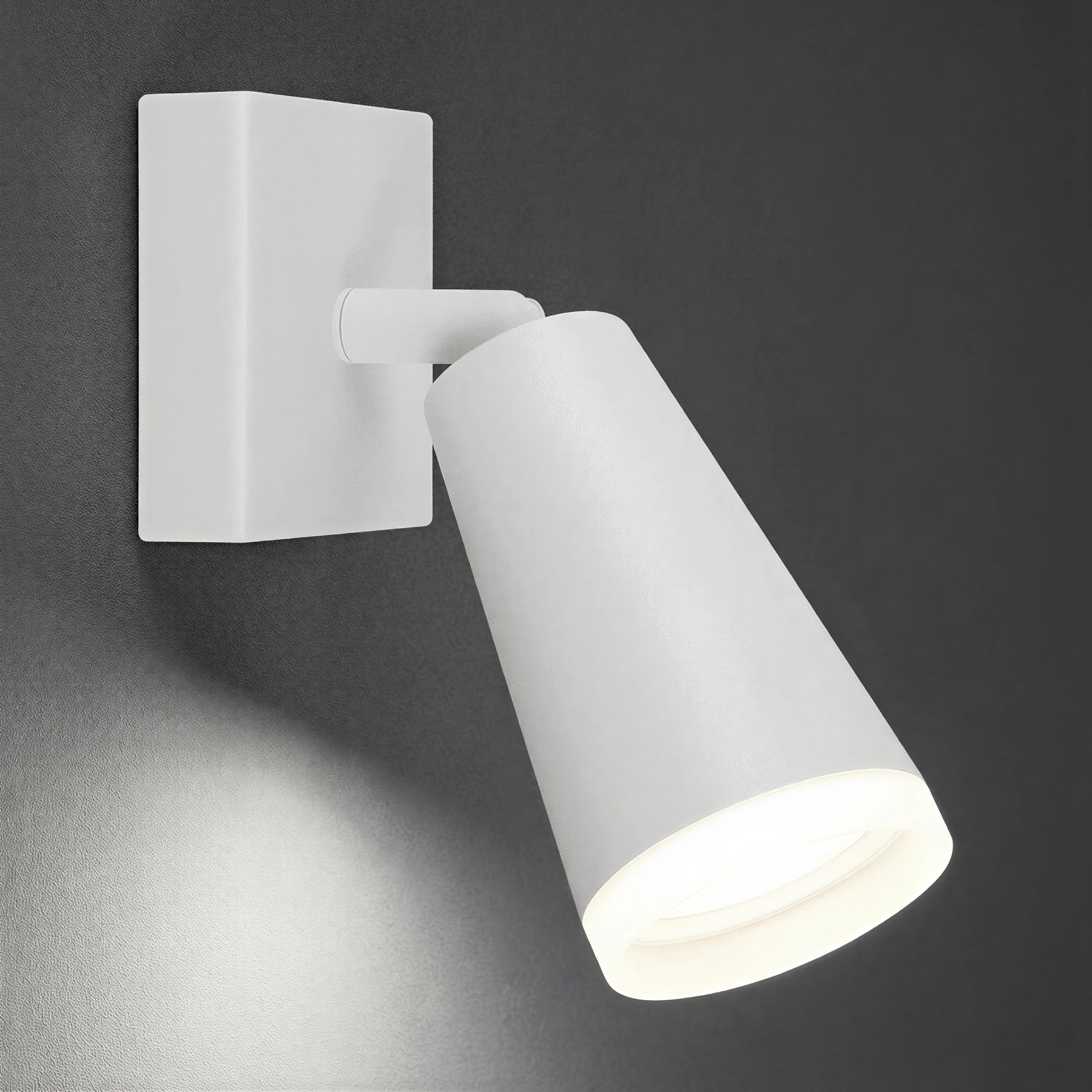 SANA 1 - Decken Spotleuchte in weiß - Lichtfarbe: individuell wählbar