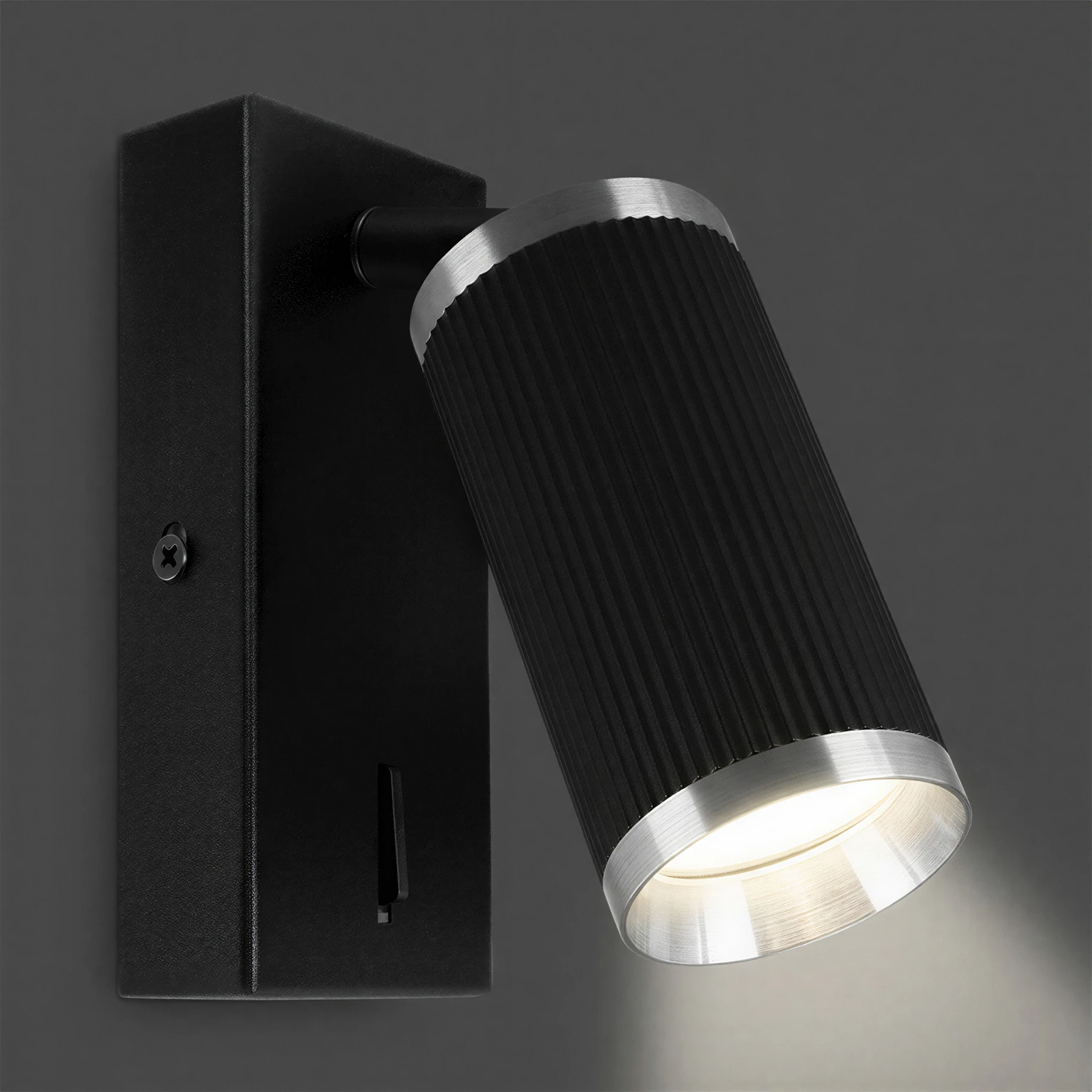 Wandleuchte indoor in schwarz/chrom - Lichtfarbe: individuell wählbar