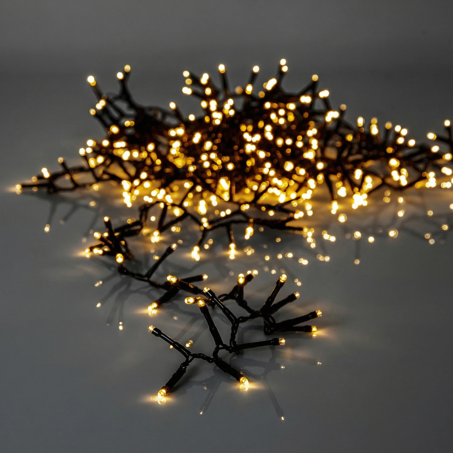 Lichterkette für außen - 16 m - 800 LEDs - Netzbetrieb - Warmweiß