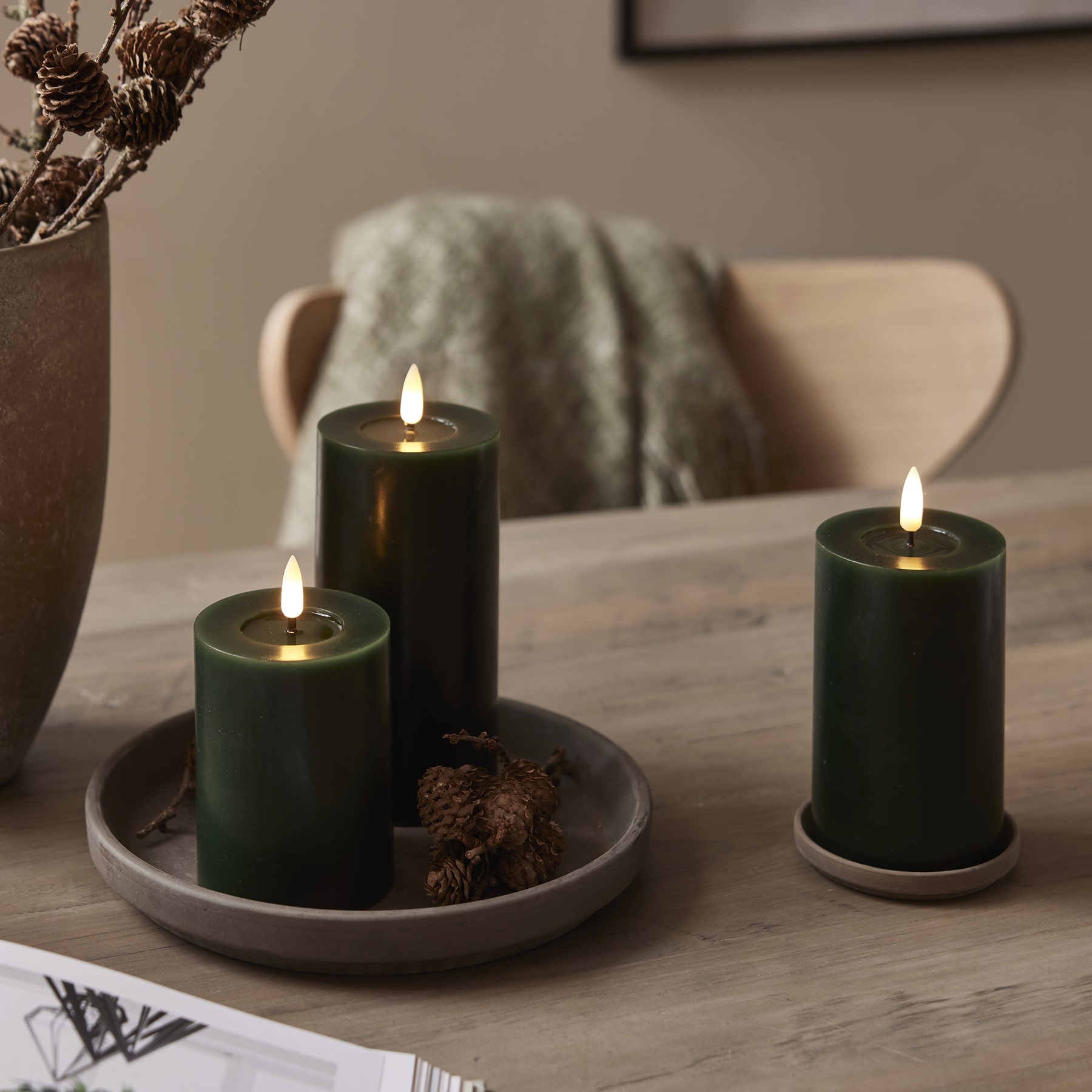 Flamme Flow - Kerze für innen - Grün - Höhe: 12,5 cm - Batteriebetrieb - Timer - flackernd