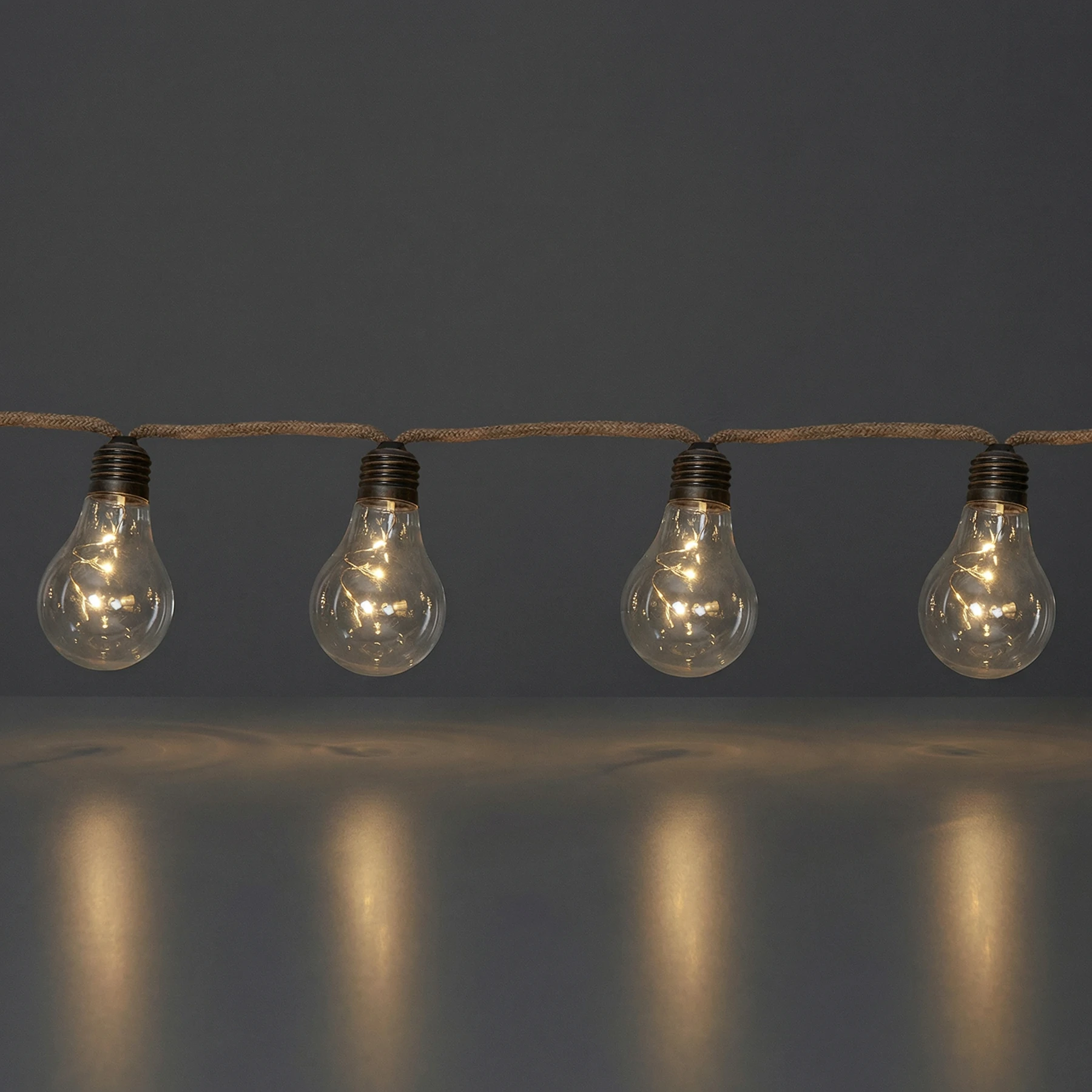 Jutta - Deko Lichterkette für innen - 2,25 m - 10 LEDs - Timer - Batteriebetrieb - Warmweiß