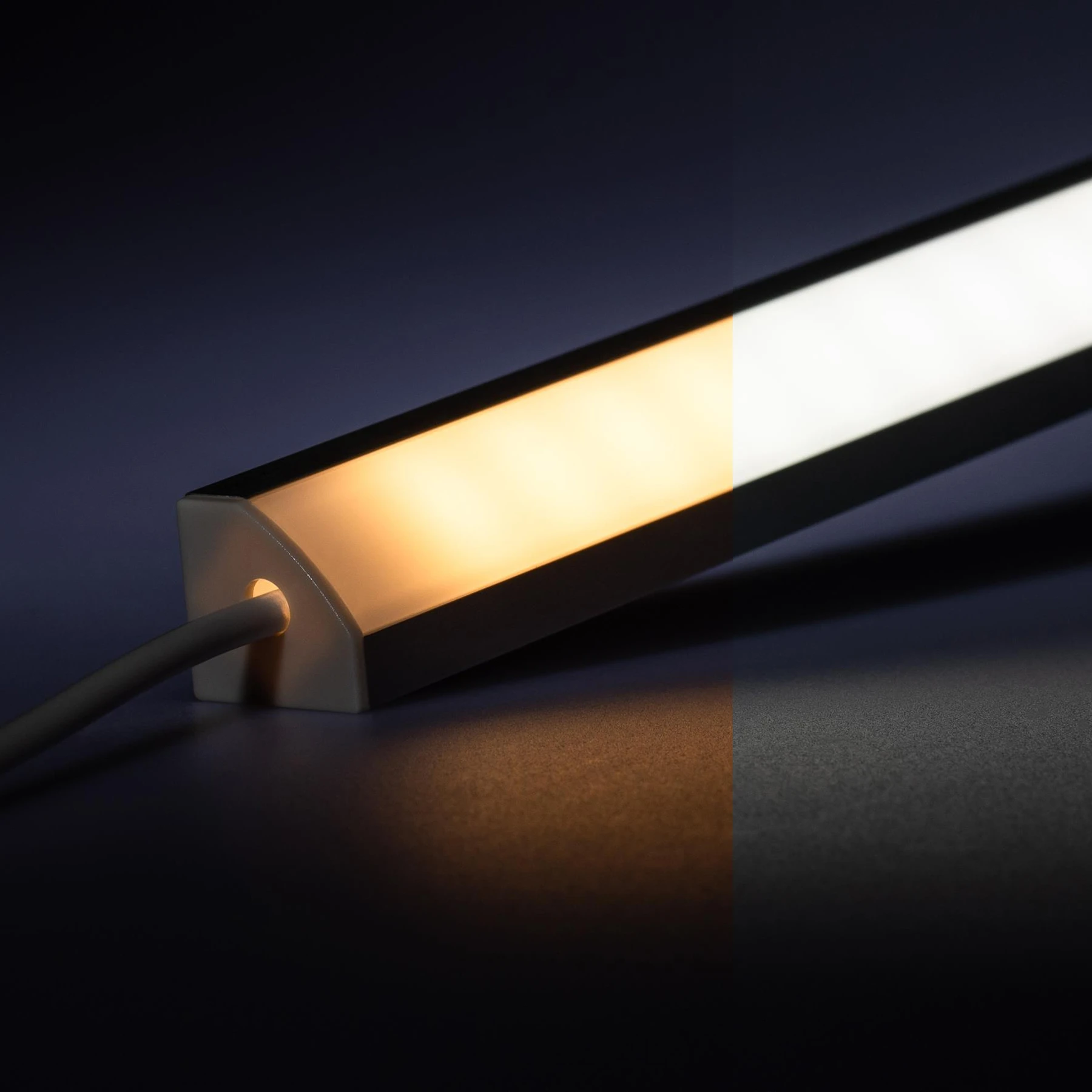 24V  Aluminium LED Eckleiste – einstellbare Farbtemperatur – diffuse Abdeckung - 23 cm mit 28 SMD LEDs - 5,5 Watt - 320 Lumen
