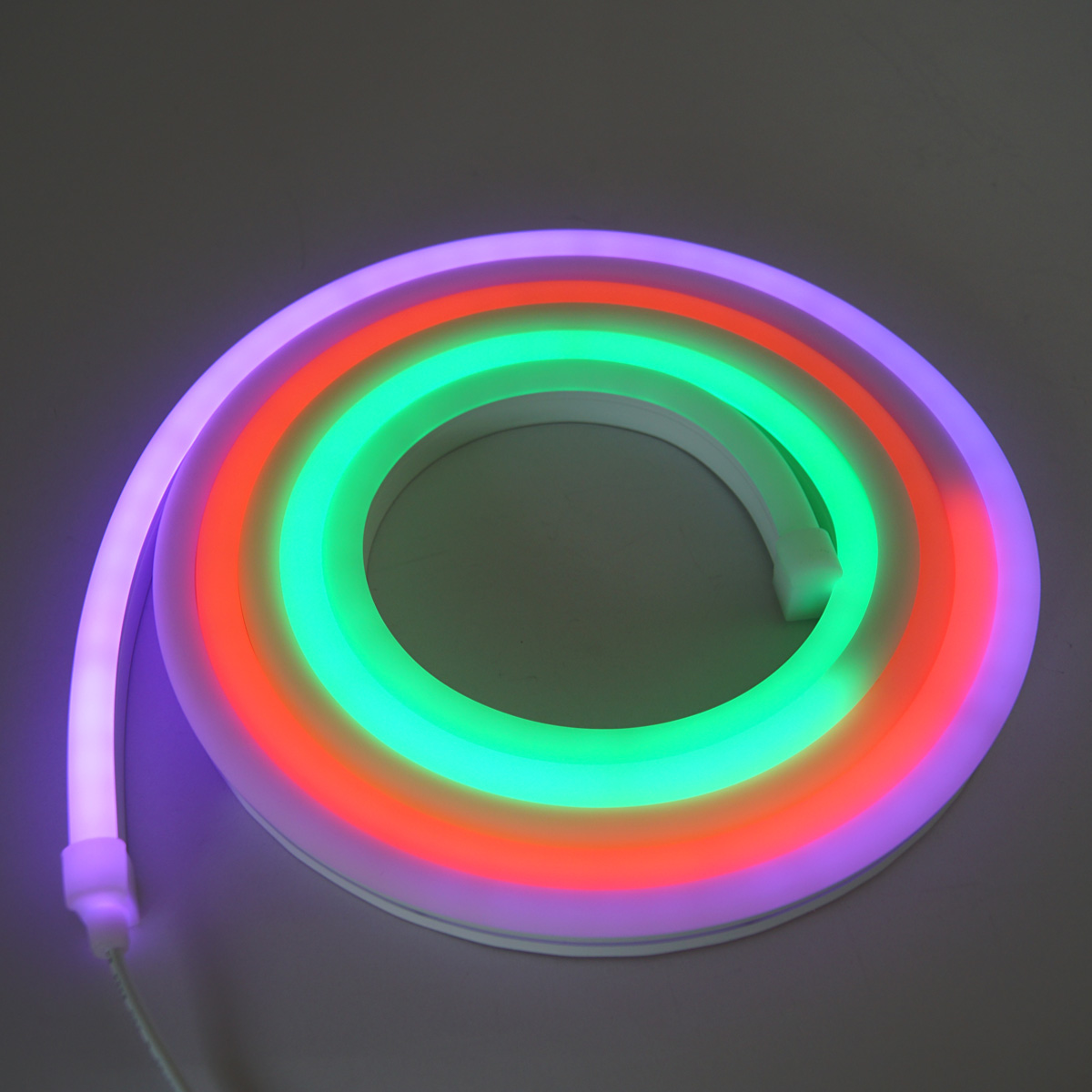 24V wasserfester flexibler LED Lichtschlauch - RGBIC - diffus - 8x17mm - 300cm - IP67