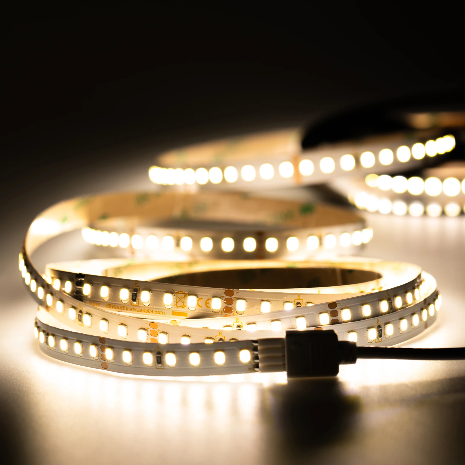 24V LED Streifen - neutralweiß - 140 LEDs je Meter - alle 5cm teilbar - kein Anschlußkabel zum Netzteil - ohne Steckerbuchsen 4polig - 5cm - 7 LEDs - 1 Watt - 84 Lumen