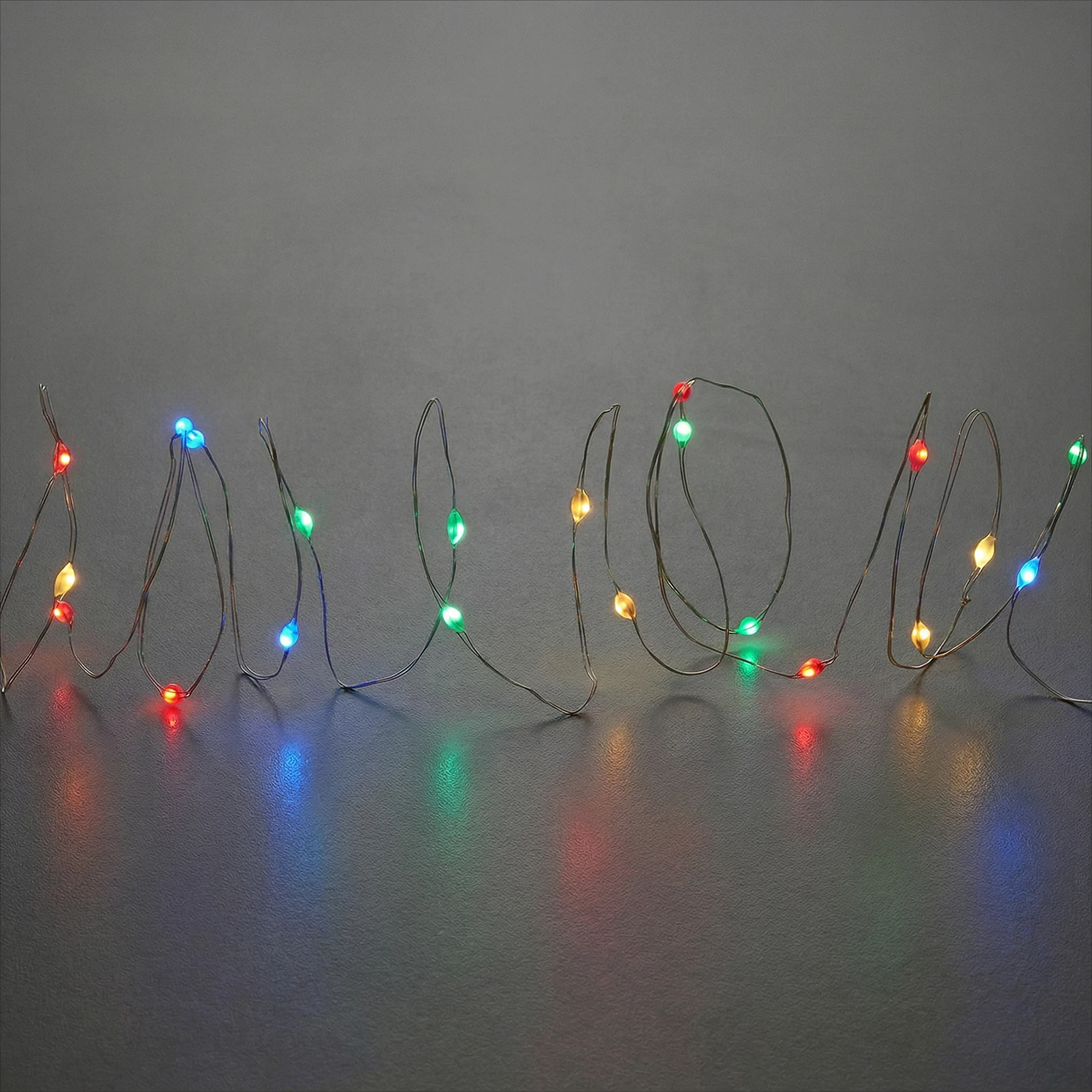 Dew Drop - Deko Lichterkette für innen - 4 m - 40 LEDs - Timer - Batteriebetrieb - Mehrfarbig