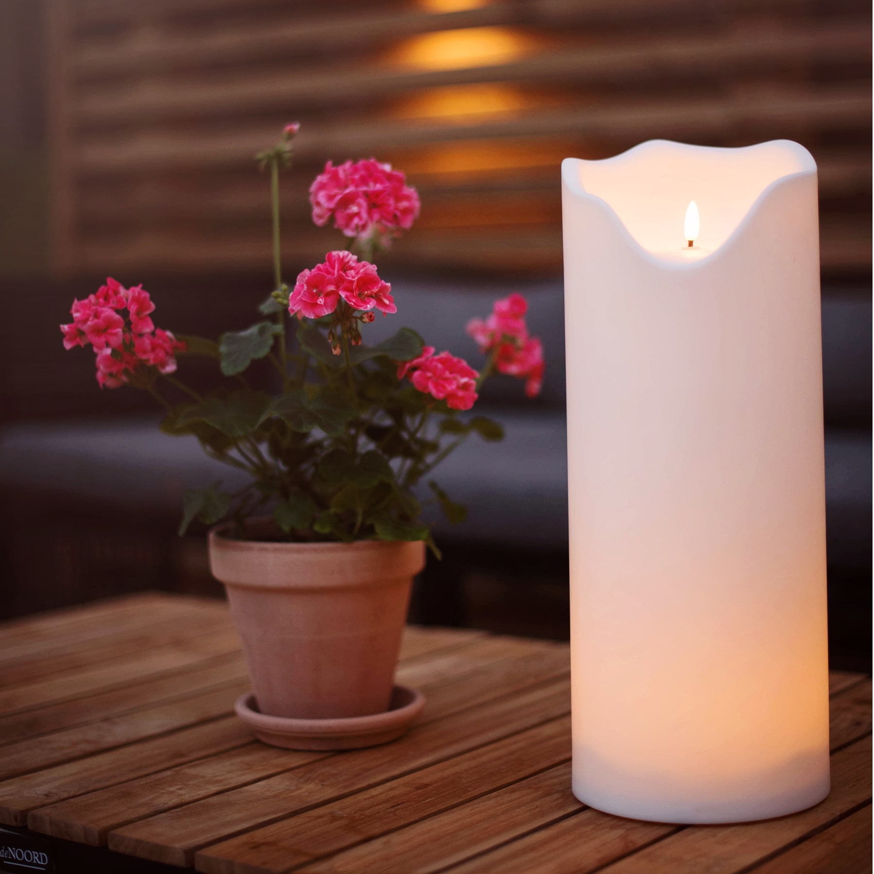 Flamme Grand - Kerze für außen - Weiß - Höhe: 40 cm - Batteriebetrieb - Timer - sanft flackernd
