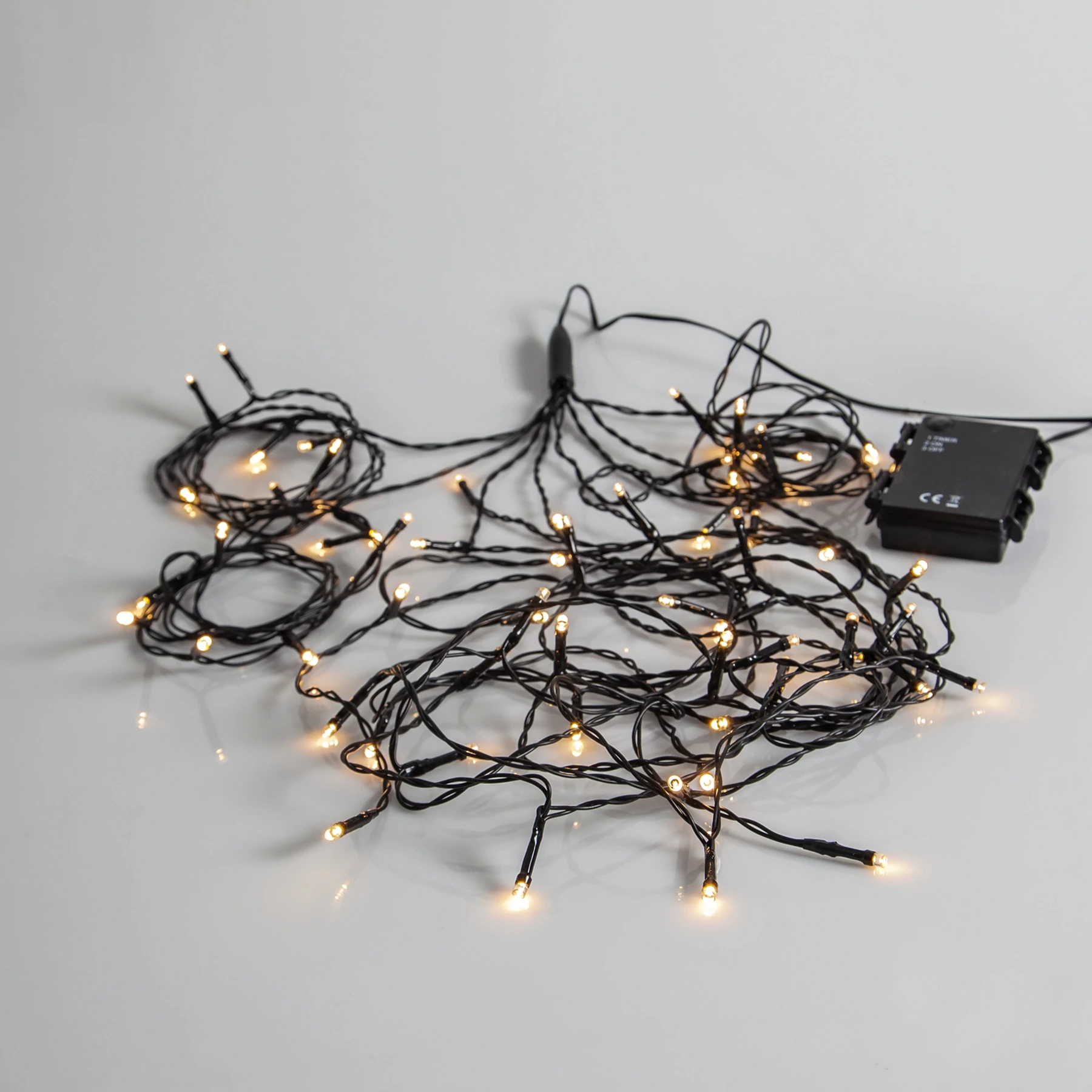 Lichterkette für außen - 2,7 m - 64 LEDs - Timer - Batteriebetrieb - Warmweiß