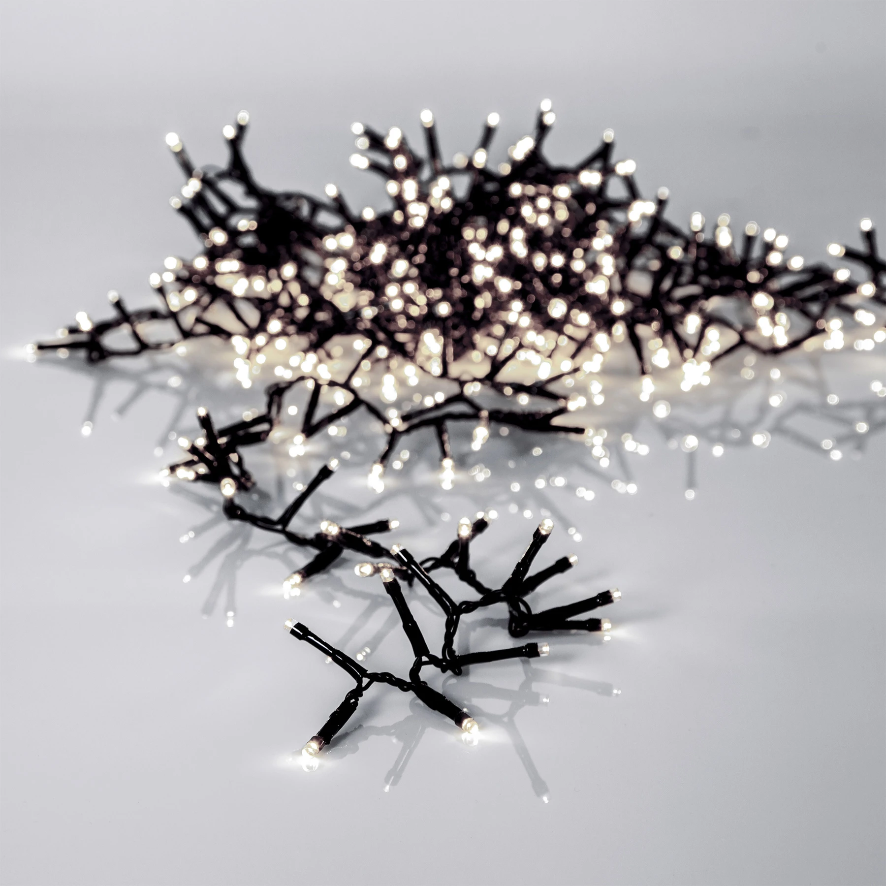 Crispy Ice White - Lichterkette für außen - 10,8 m - 540 LEDs - Netzbetrieb - Neutralweiß