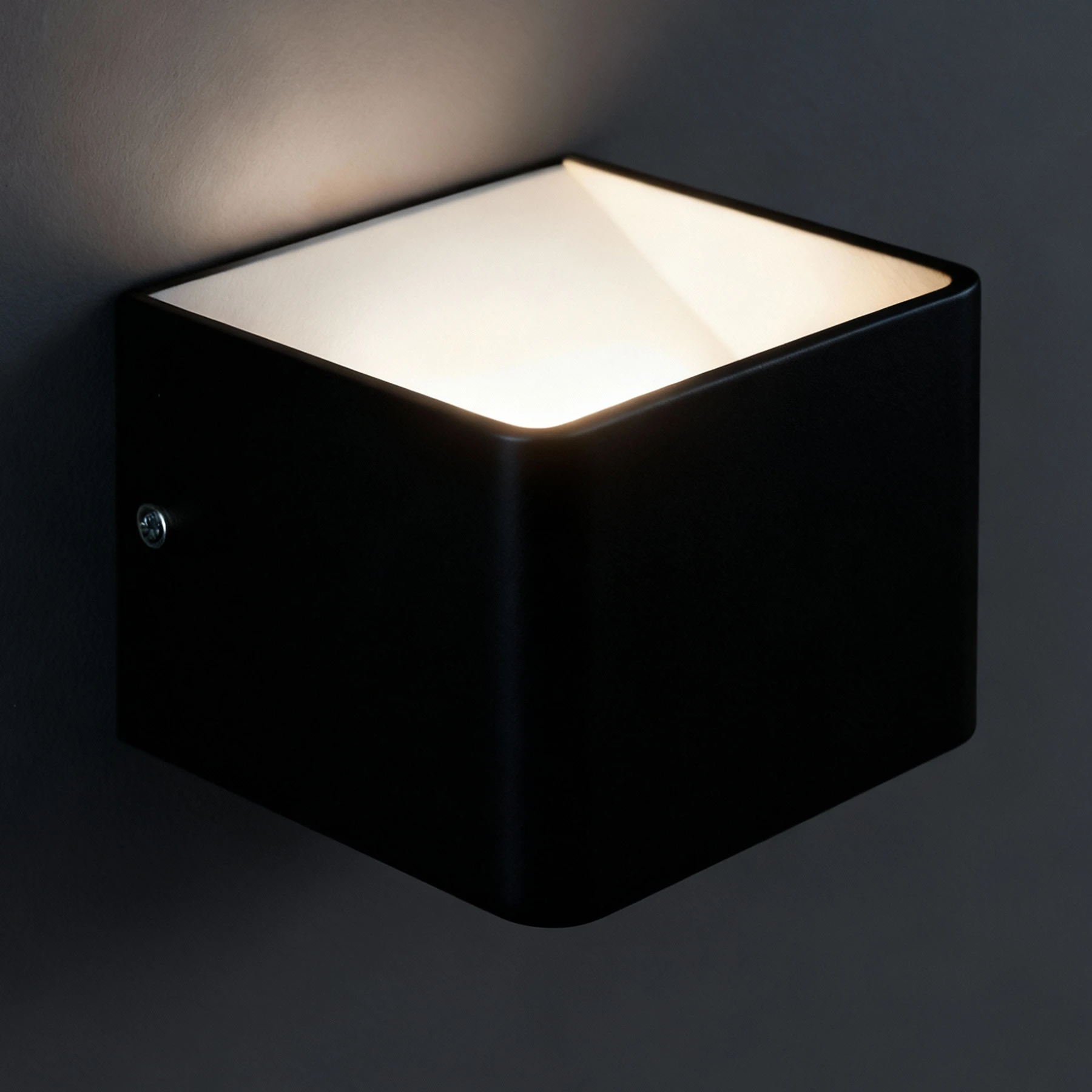 Wandleuchte indoor in schwarz - 5 W - Lichtfarbe: neutralweiß