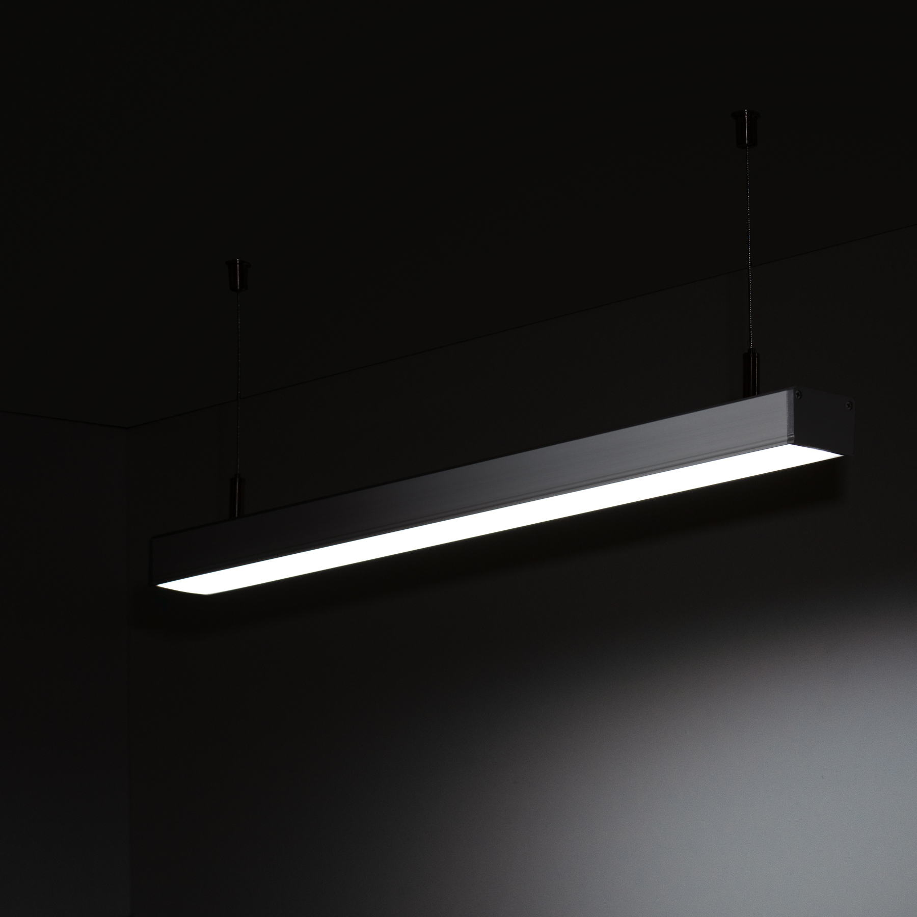 24V Aluminium LED Pendelleuchte - Farbtemperatur variabel - linear - diffuse Abdeckung, bis 3m Länge - 224cm - 924 High Power LEDS22 Watt - 5456 Lumen - ohne Netzteil und ohne Fernbedienung