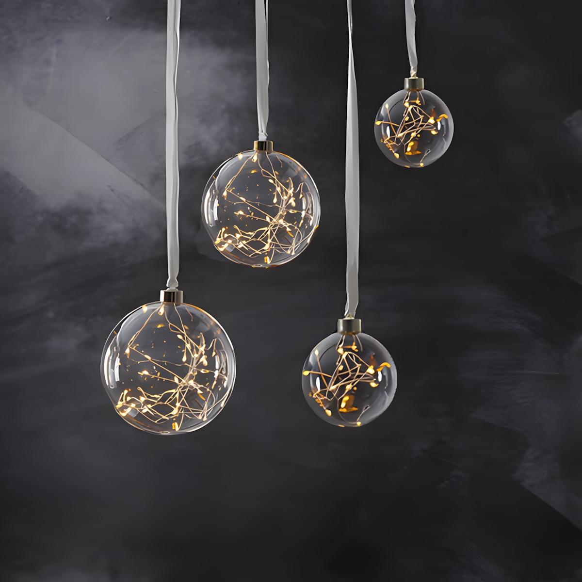 Glow - Glaskugel - 10 cm - Glasfarbe: transparent - Timer - Batteriebetrieb - Lichtfarbe: Warmweiß