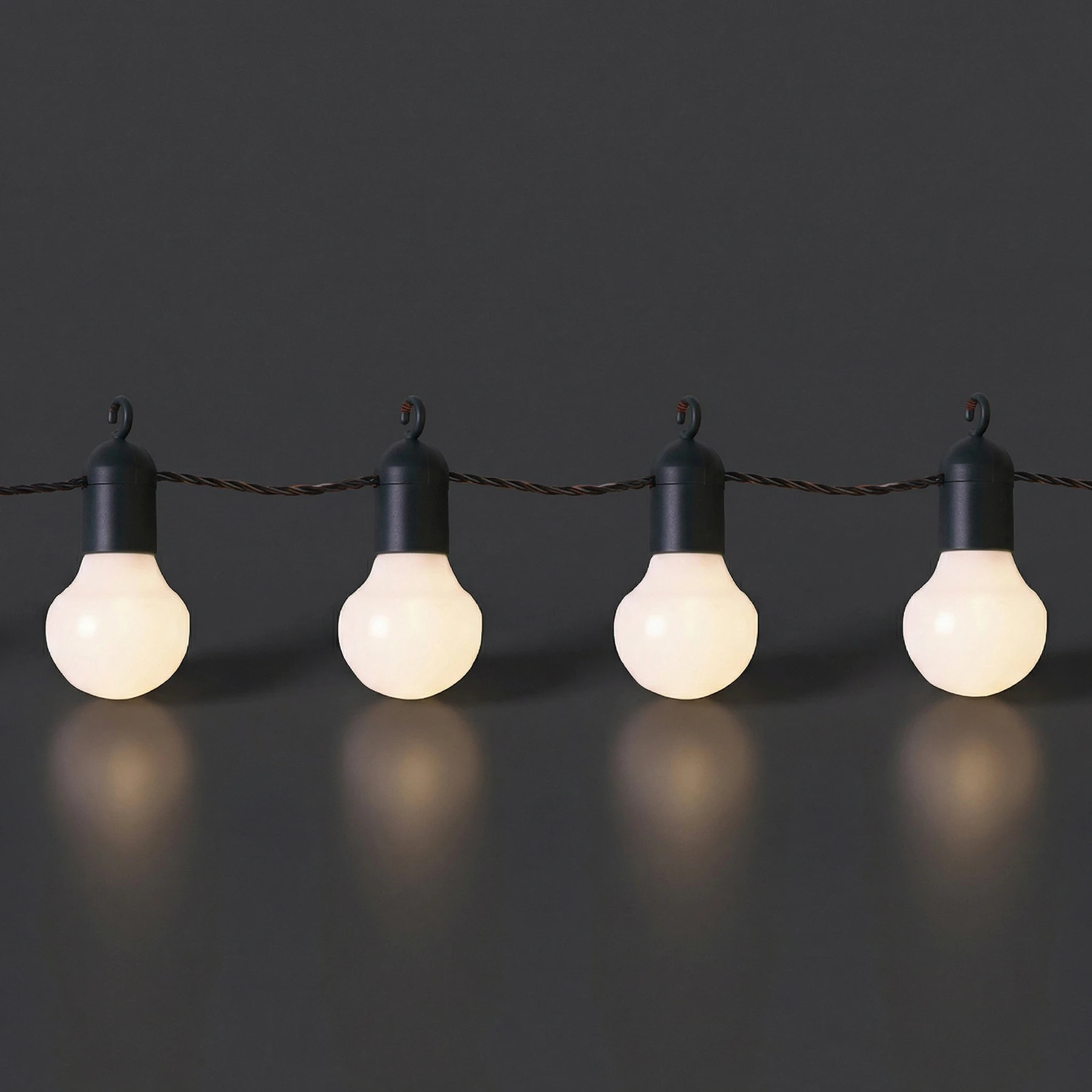 Hooky - Lichterkette für außen - 5,7 m - 20 LEDs - Netzbetrieb - Gelb