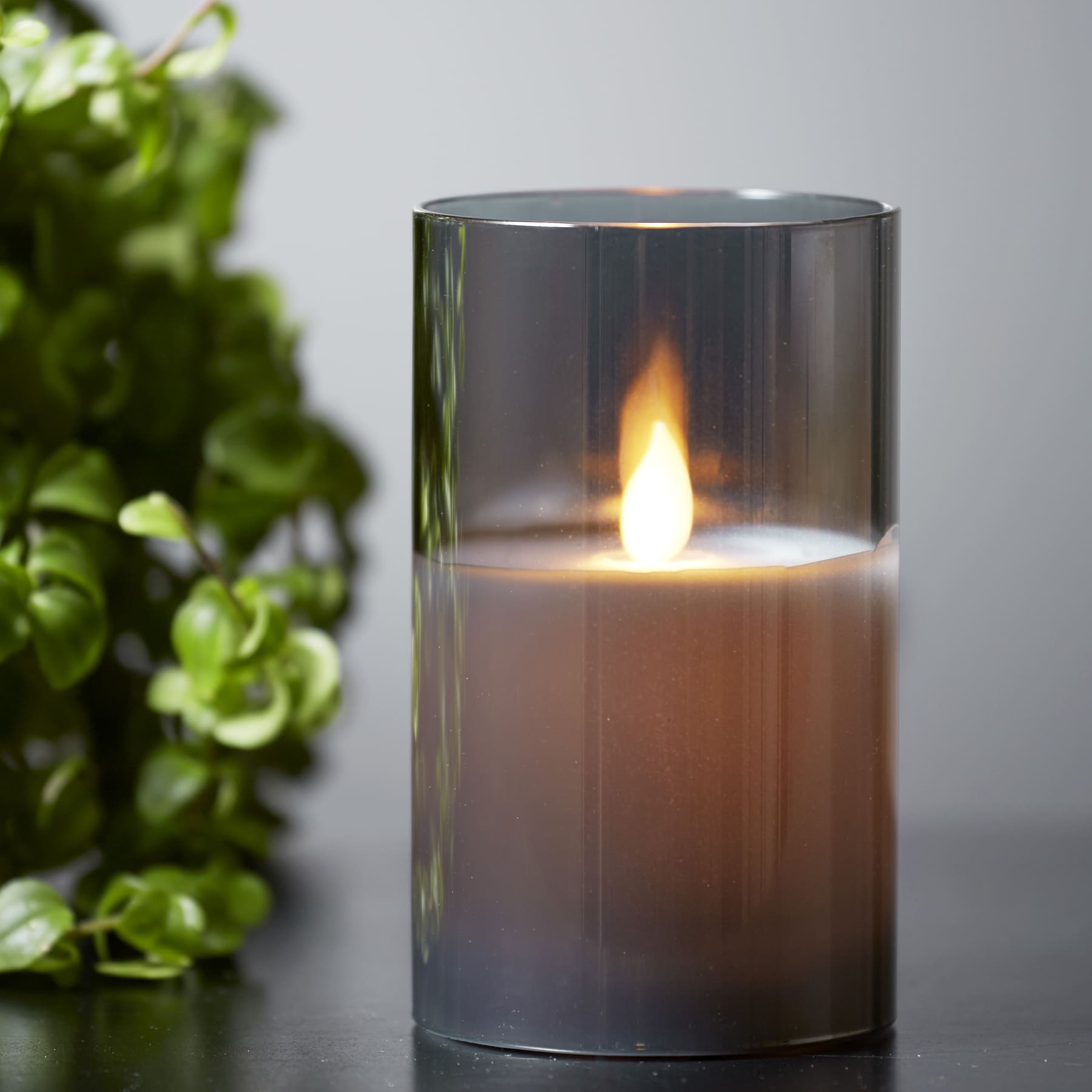Twinkle - Kerze für innen - Rauchglas - Höhe: 12,5 cm - Batteriebetrieb - Timer - sanft flackernd