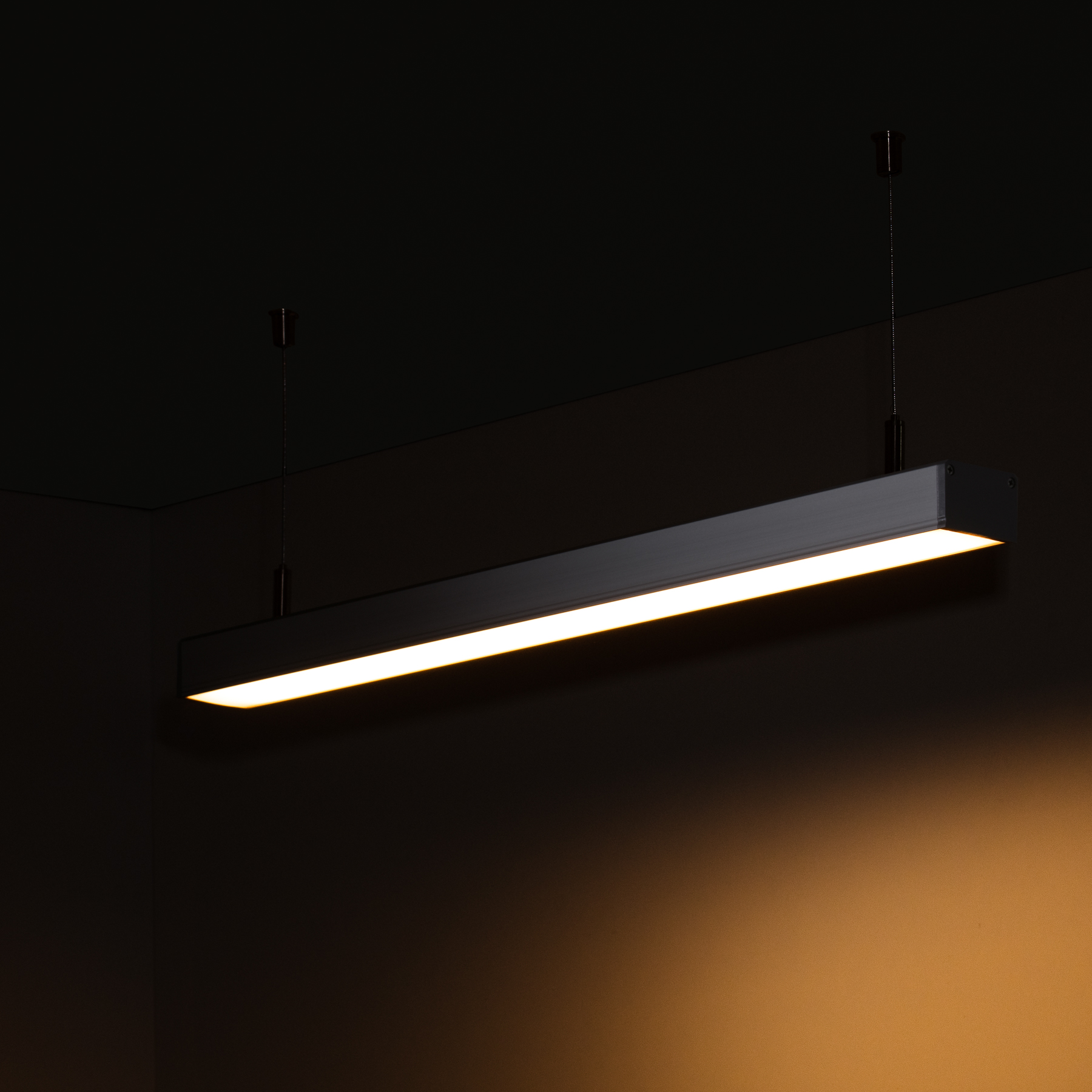 24V Aluminium LED Pendelleuchte - Farbtemperatur variabel - linear - diffuse Abdeckung, bis 3m Länge - 224cm - 924 High Power LEDS22 Watt - 5456 Lumen - ohne Netzteil und ohne Fernbedienung