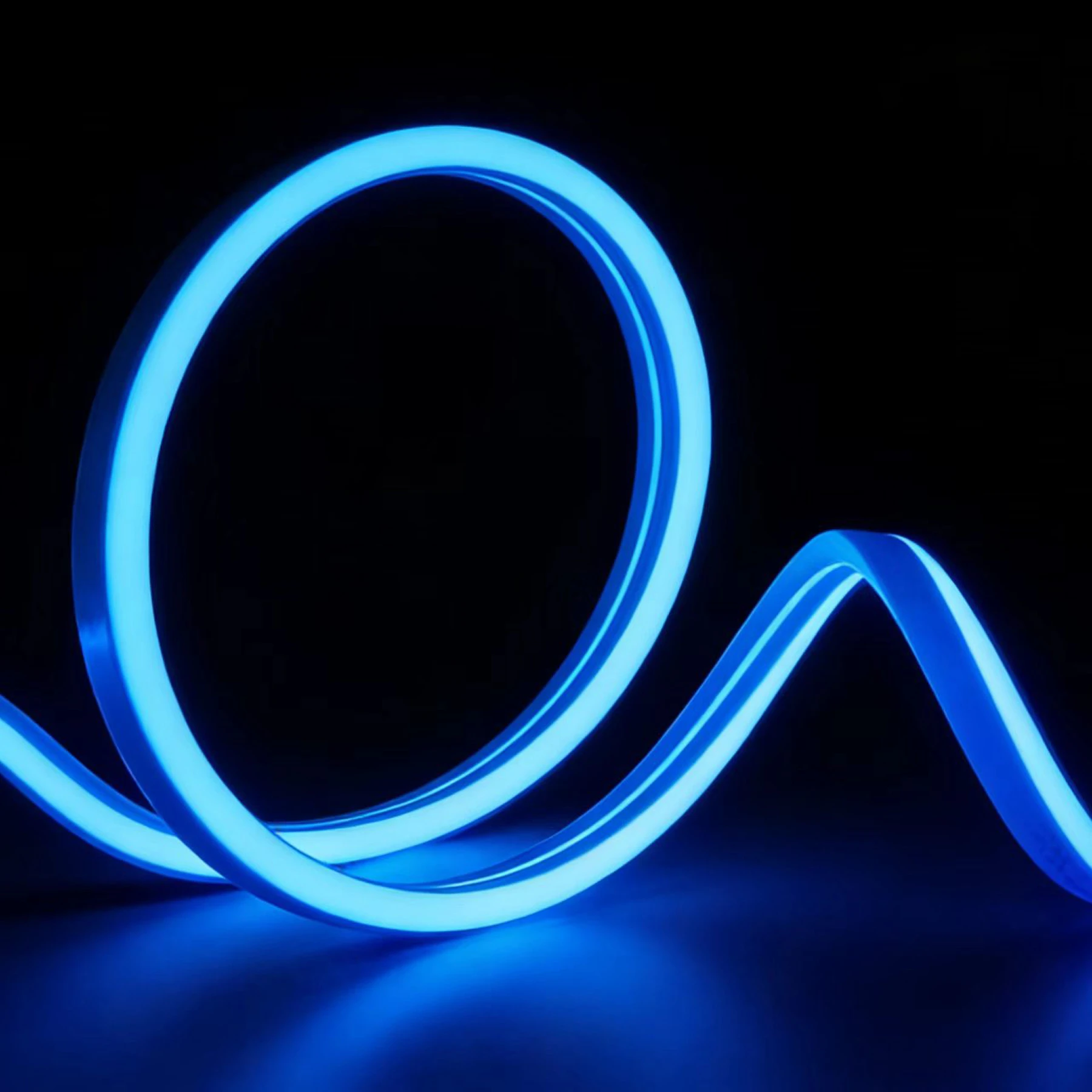 24V wasserfester flexibler LED Lichtschlauch - RGBW - diffus - Neon-Effekt - IP67 - 16 x 15 mm 33,32 cm - 28 LEDs - 5 Watt - 192 Lumen_100 cm Eingangskabel mit offenen Enden