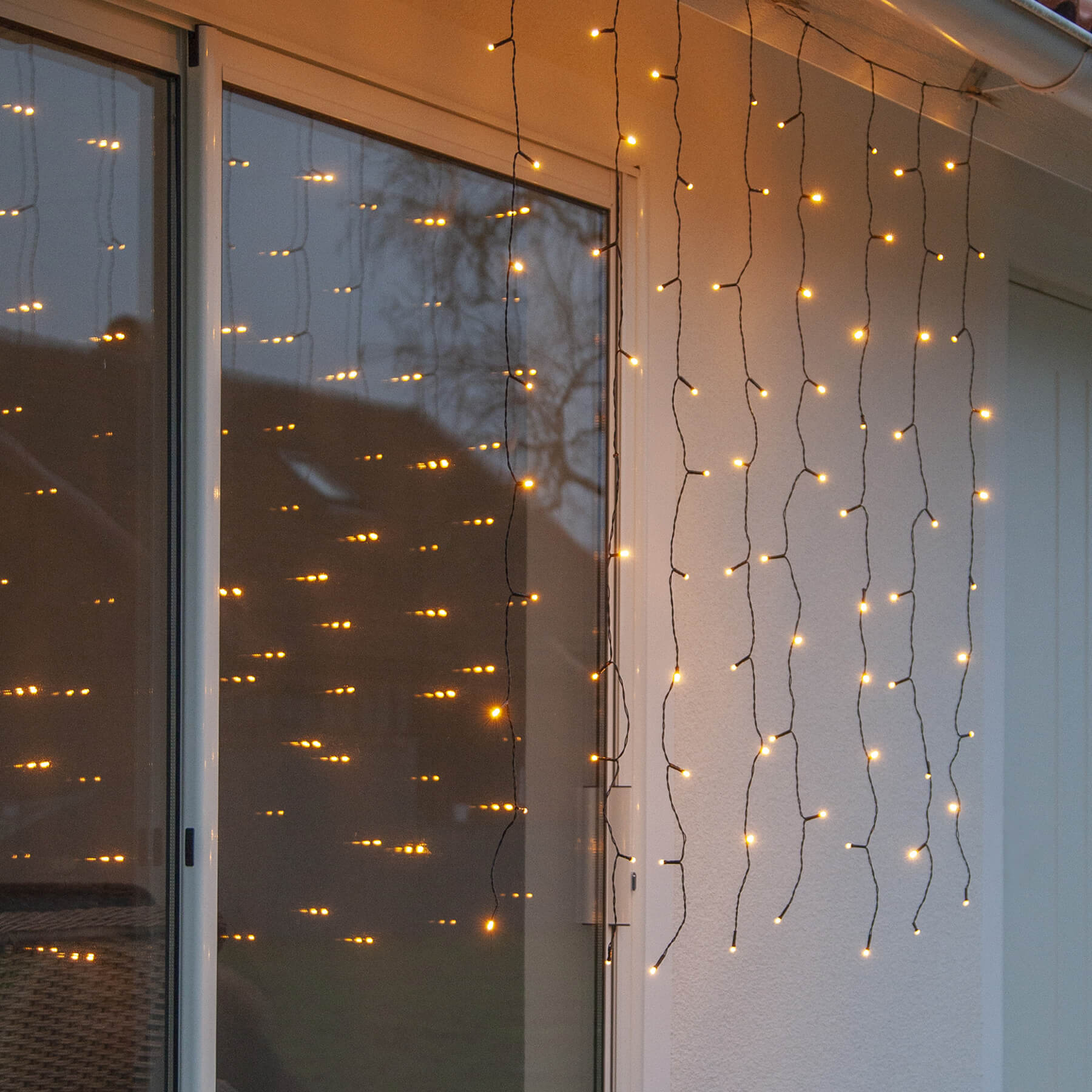 Golden Warm White - Lichtervorhang für außen - 1,3 m - 80 LEDs - Netzbetrieb - Warmweiß