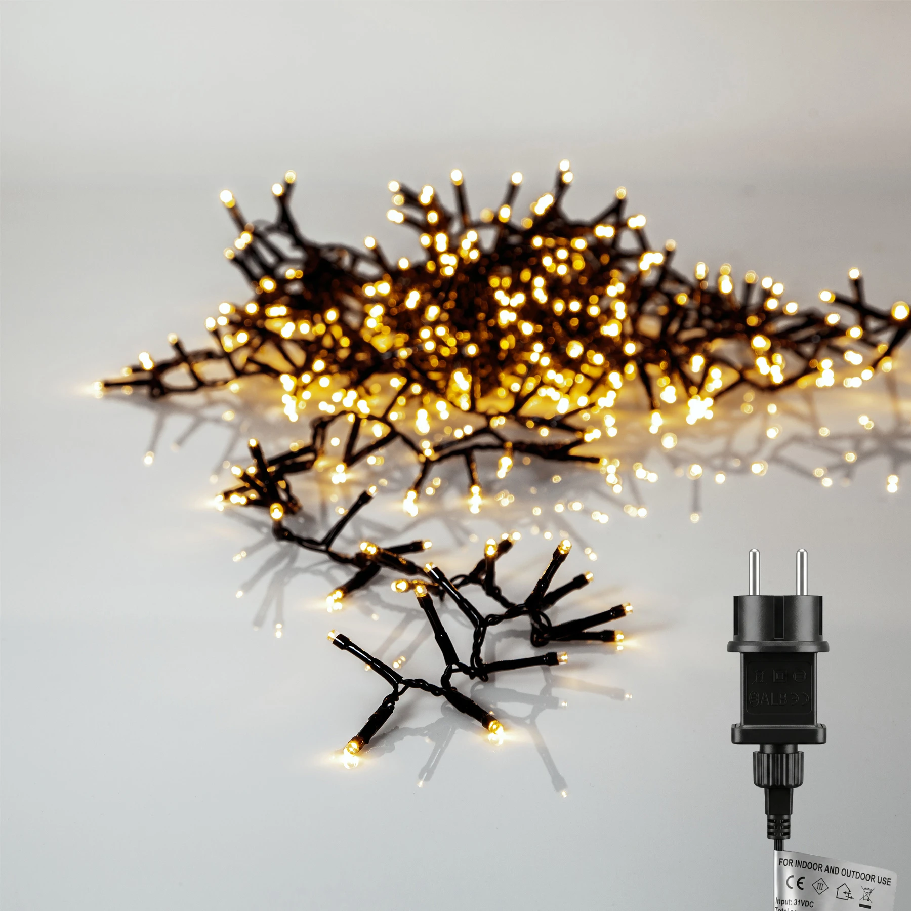 Golden Warm White - Lichterkette für außen - 10,8 m - 540 LEDs - Netzbetrieb - Warmweiß