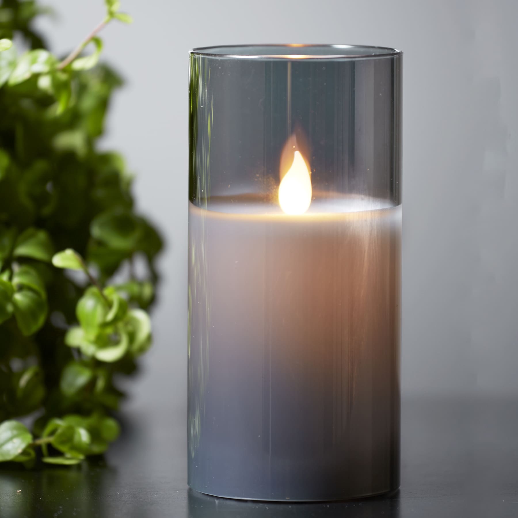 Twinkle - Kerze für innen - Rauchglas - Höhe: 15 cm - Batteriebetrieb - Timer - sanft flackernd