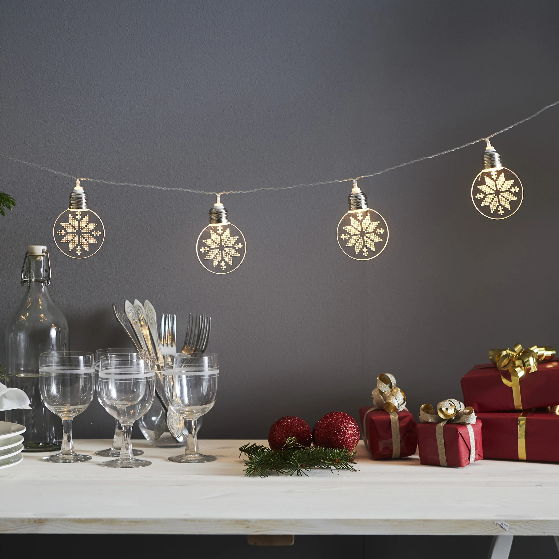 Ornament - Deko Lichterkette für innen - 1,8 m - 10 LEDs - Timer - Batteriebetrieb - Warmweiß
