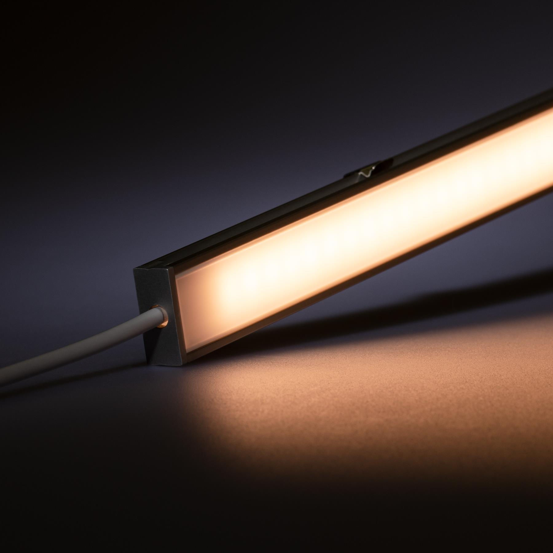 24V wasserdichte Aluminium LED Leiste – warmweiß – diffuse Abdeckung - IP65 - 23cm - 28 - LEDs - 4 Watt - 440 Lumen - 100cm Eingangskabel mit offenen Enden - ohne Ausgangskabel (geschlossene Endkappe)