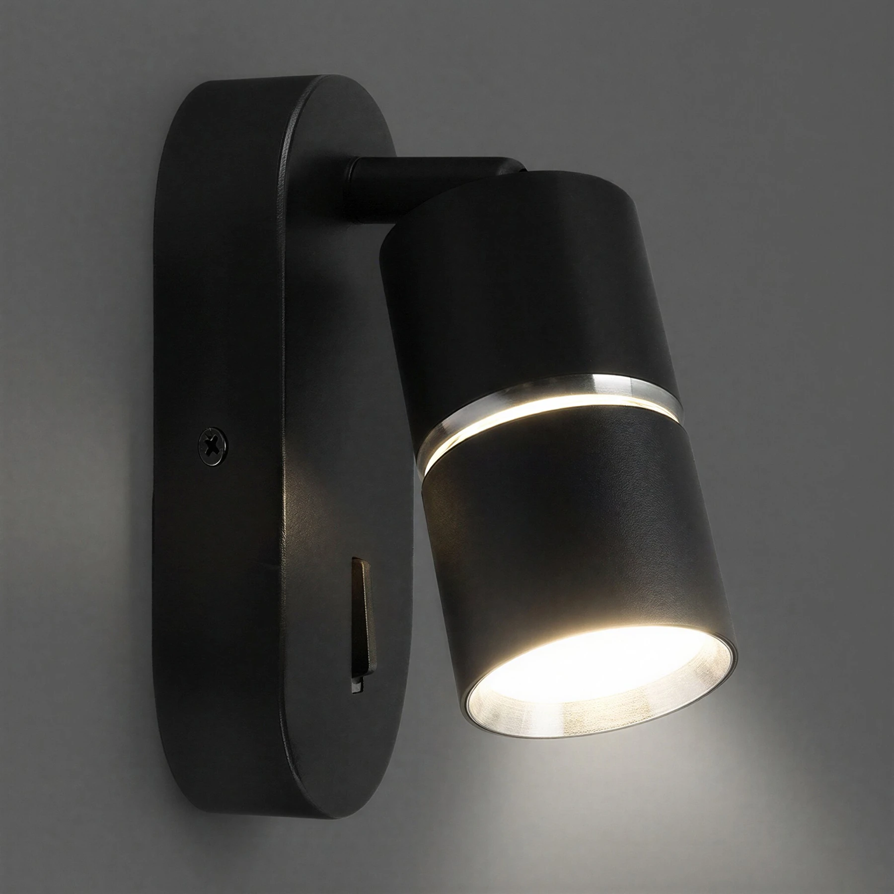 Wandleuchte indoor in schwarz/chrom - Lichtfarbe: individuell wählbar