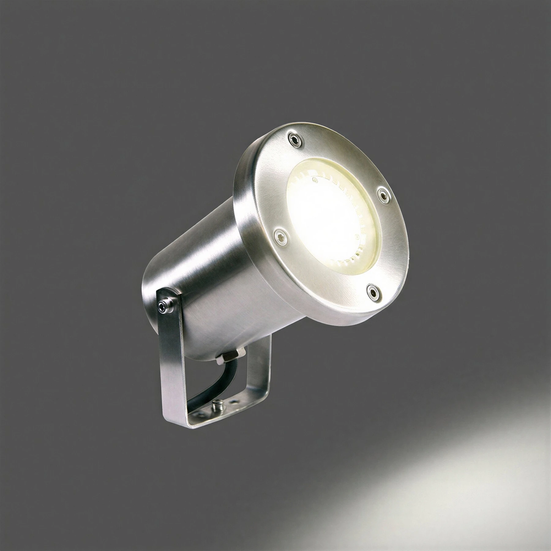 Garden Lights, 12V Wegeleuchte - Protego, 5W, warmweiß, IP68