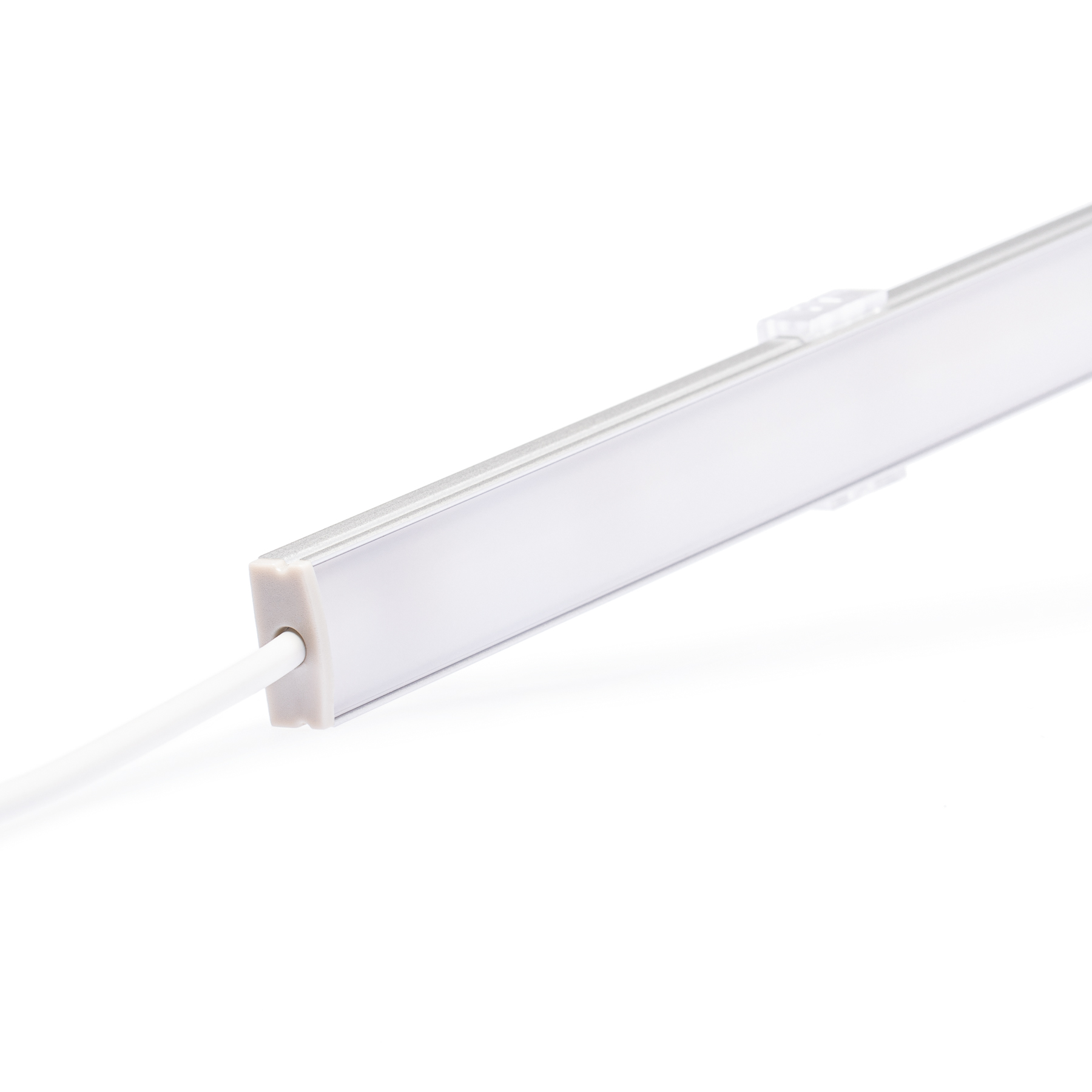 12V Slim-Line Aluminium LED Leiste - warmweiß - diffuse Abdeckung - kein Anschlußkabel zum Netzteil - mit Ausgangskabel ( zum Anschluss einer weiteren LED- Leiste ) - 33cm - 18 LEDs - 3,3 Watt - 210 Lumen