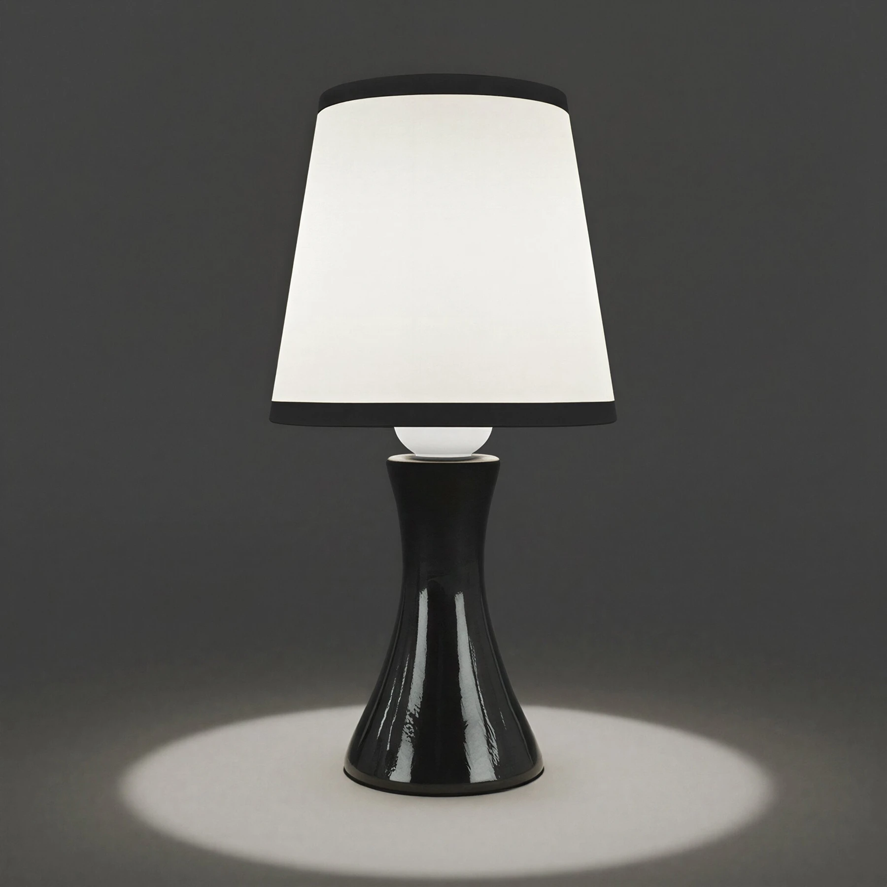 POLINA - Tischleuchte indoor in schwarz - Lichtfarbe: individuell wählbar