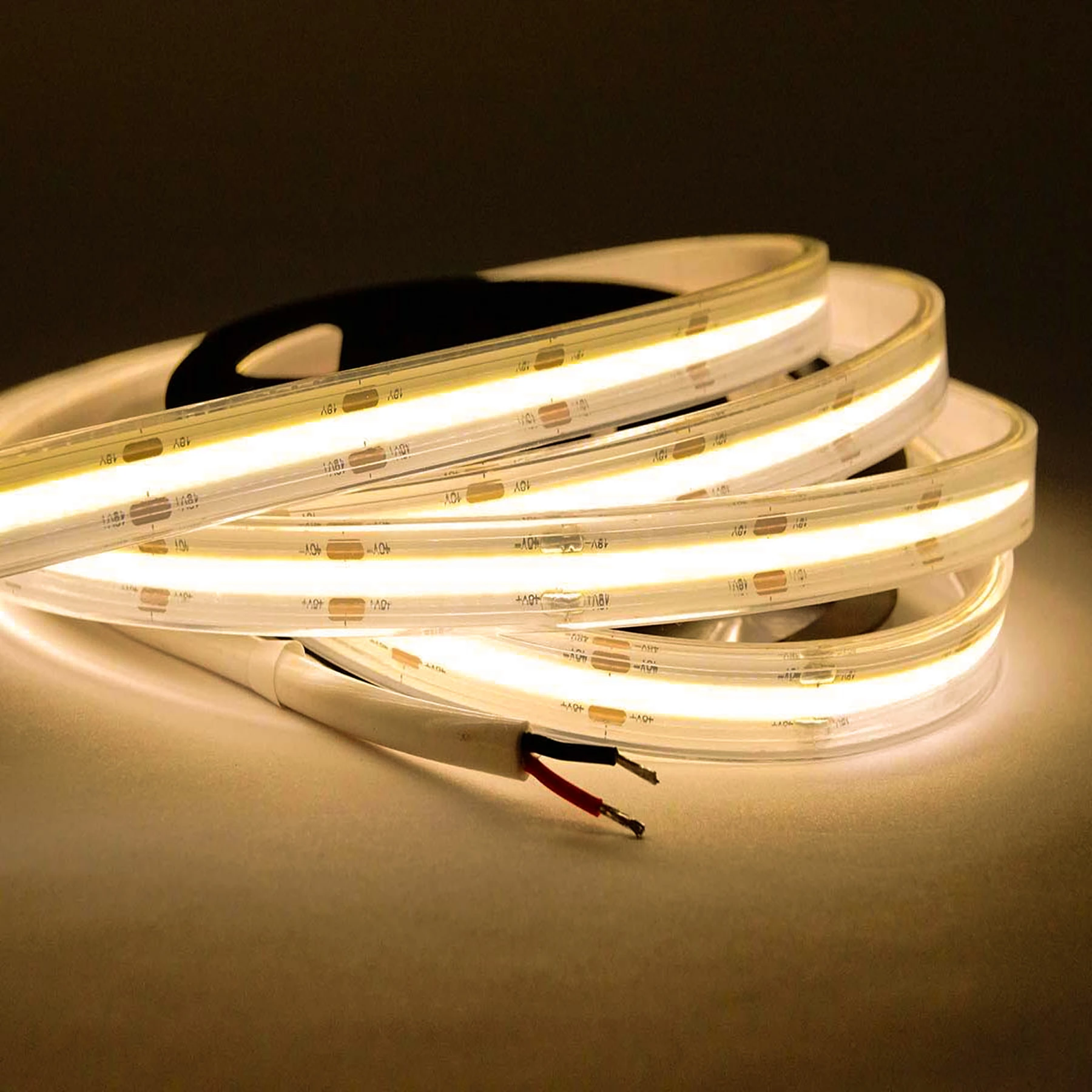 48V wasserfester COB LED Streifen - warmweiß - IP67 - 420 LEDs je Meter - alle 3,3cm teilbar - 420cm - 1764 LED Chips - 47 Watt - 4032 Lumen - 100cm Eingangskabel mit offenen Enden
