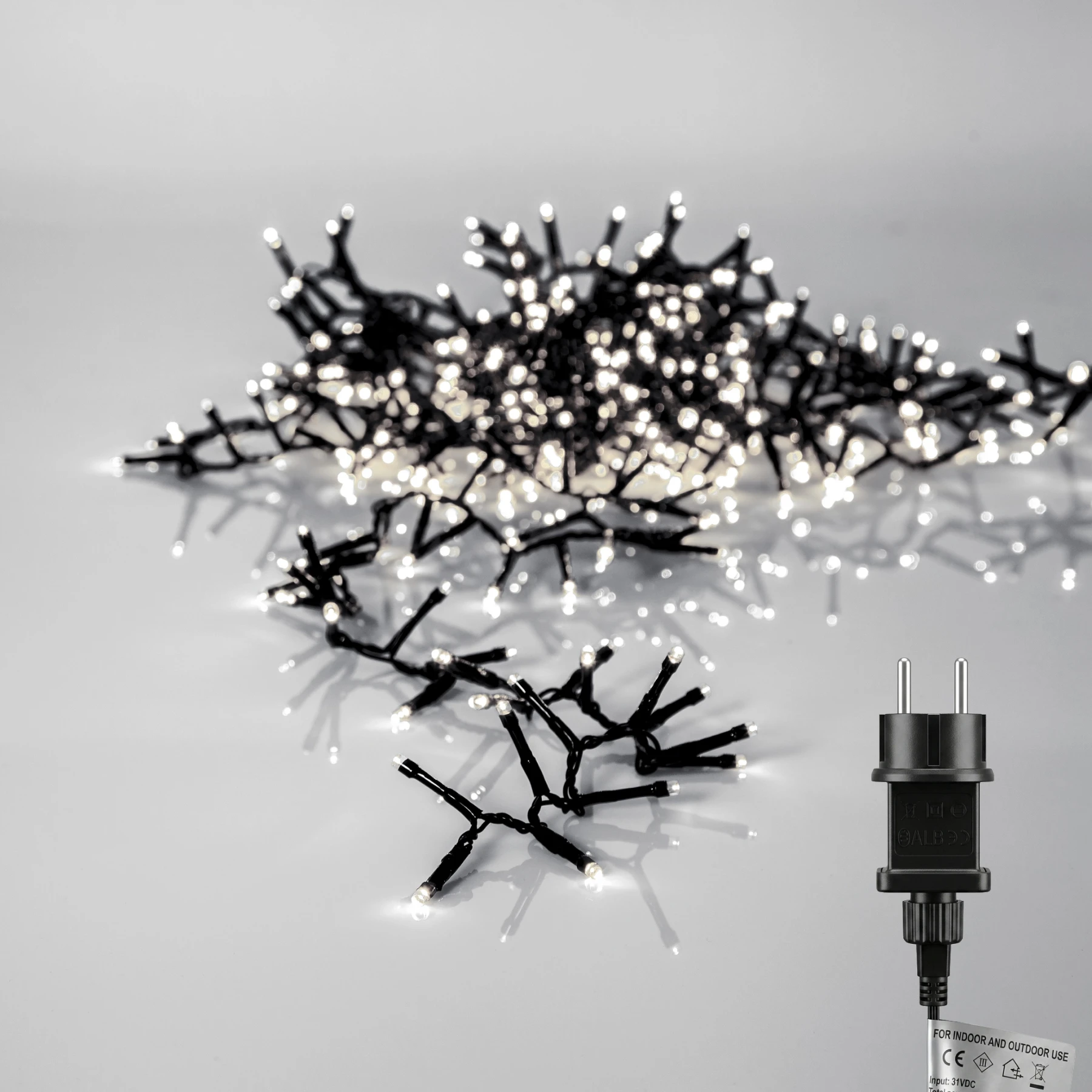 Crispy Ice White - Lichterkette für außen - 10,8 m - 540 LEDs - Netzbetrieb - Neutralweiß
