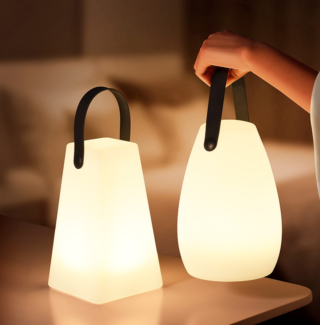 LED Tischlampe outdoor in weiß - dimmbar mit Fernbedienung - Lichtfarbe: RGB - IP44
