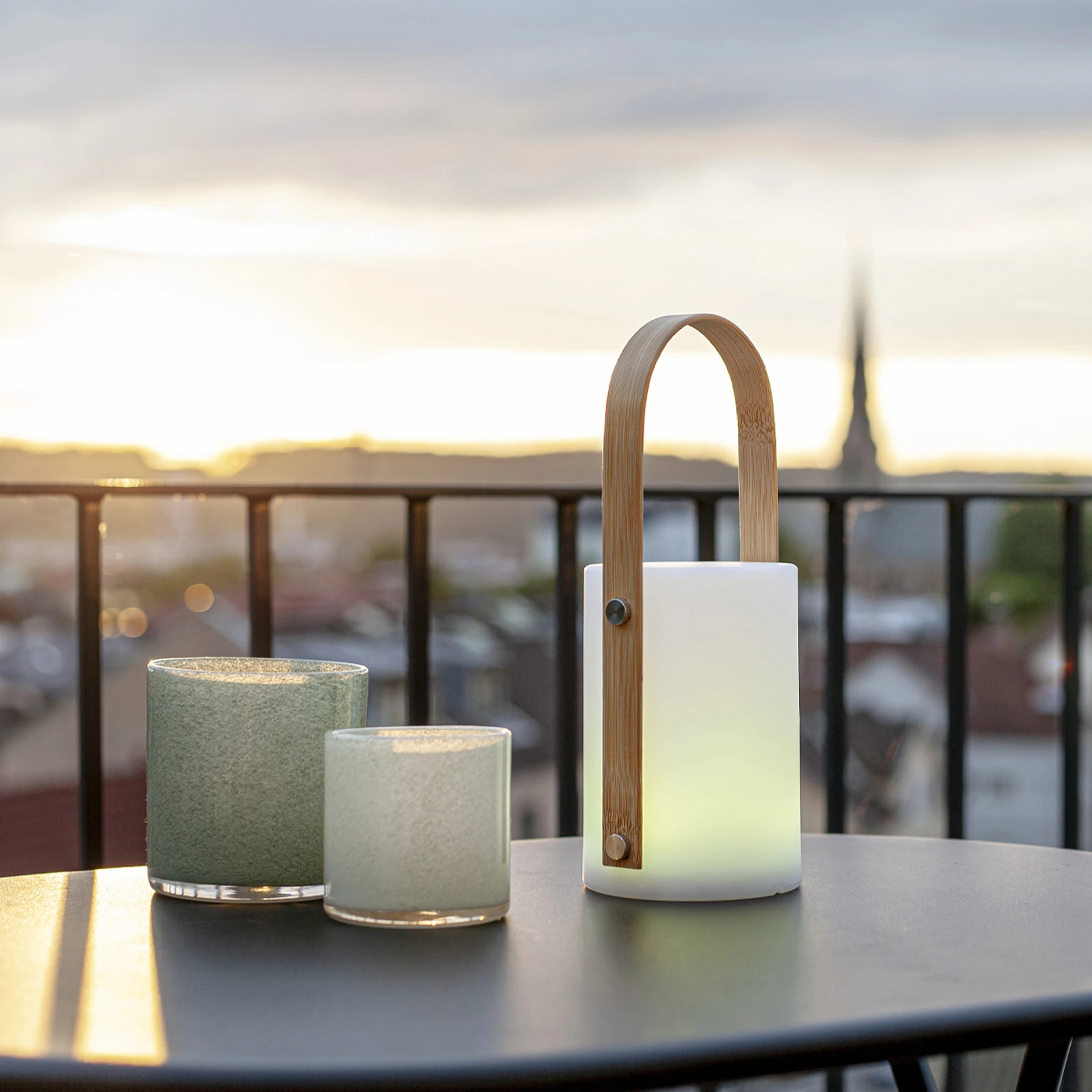 Lucie - Akku Tischleuchte outdoor in weiß - Lichtfarbe: warmweiß/ kaltweiß