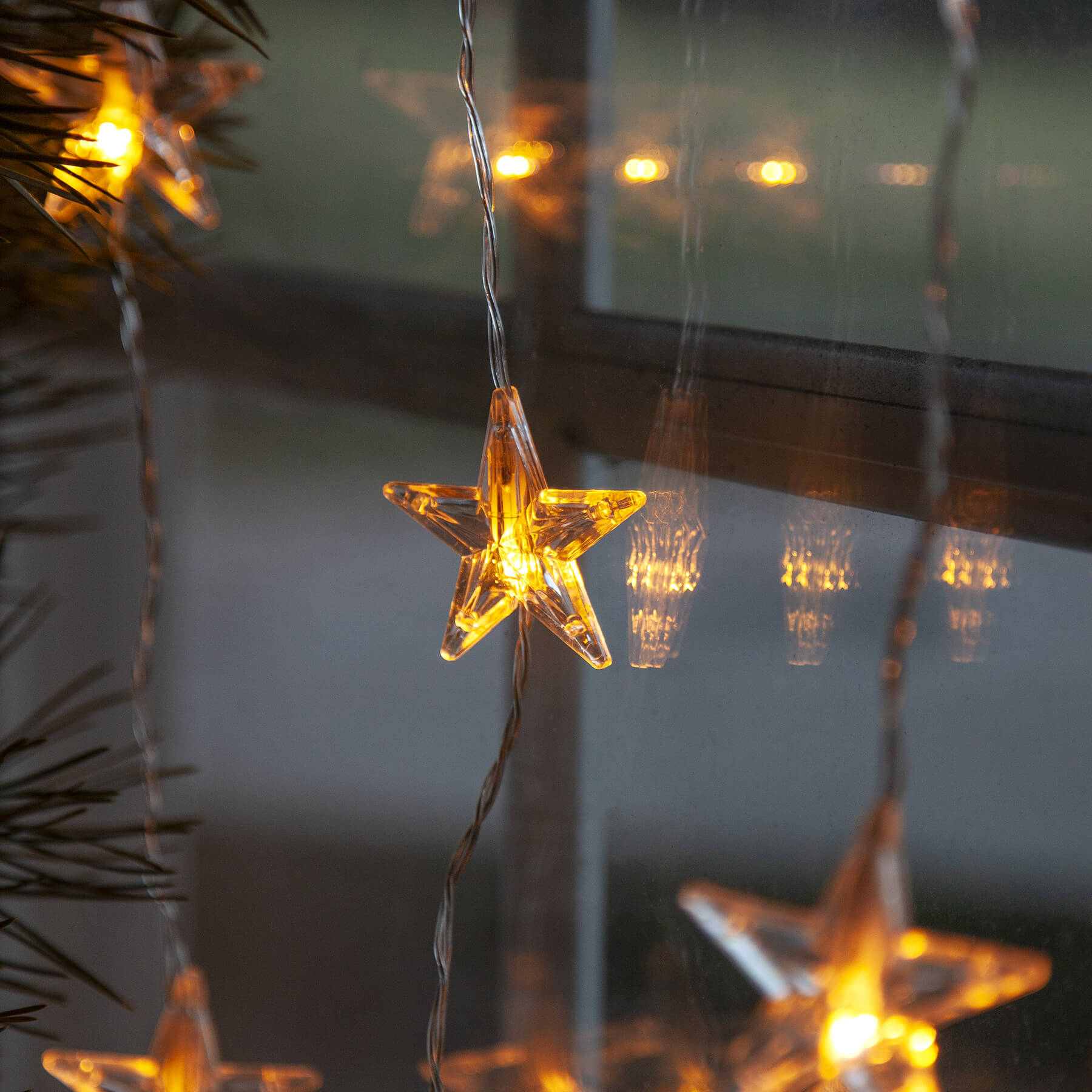 Star Curtain - Lichtervorhang für innen - 1,8 m - 20 LEDs - Netzbetrieb - Warmweiß