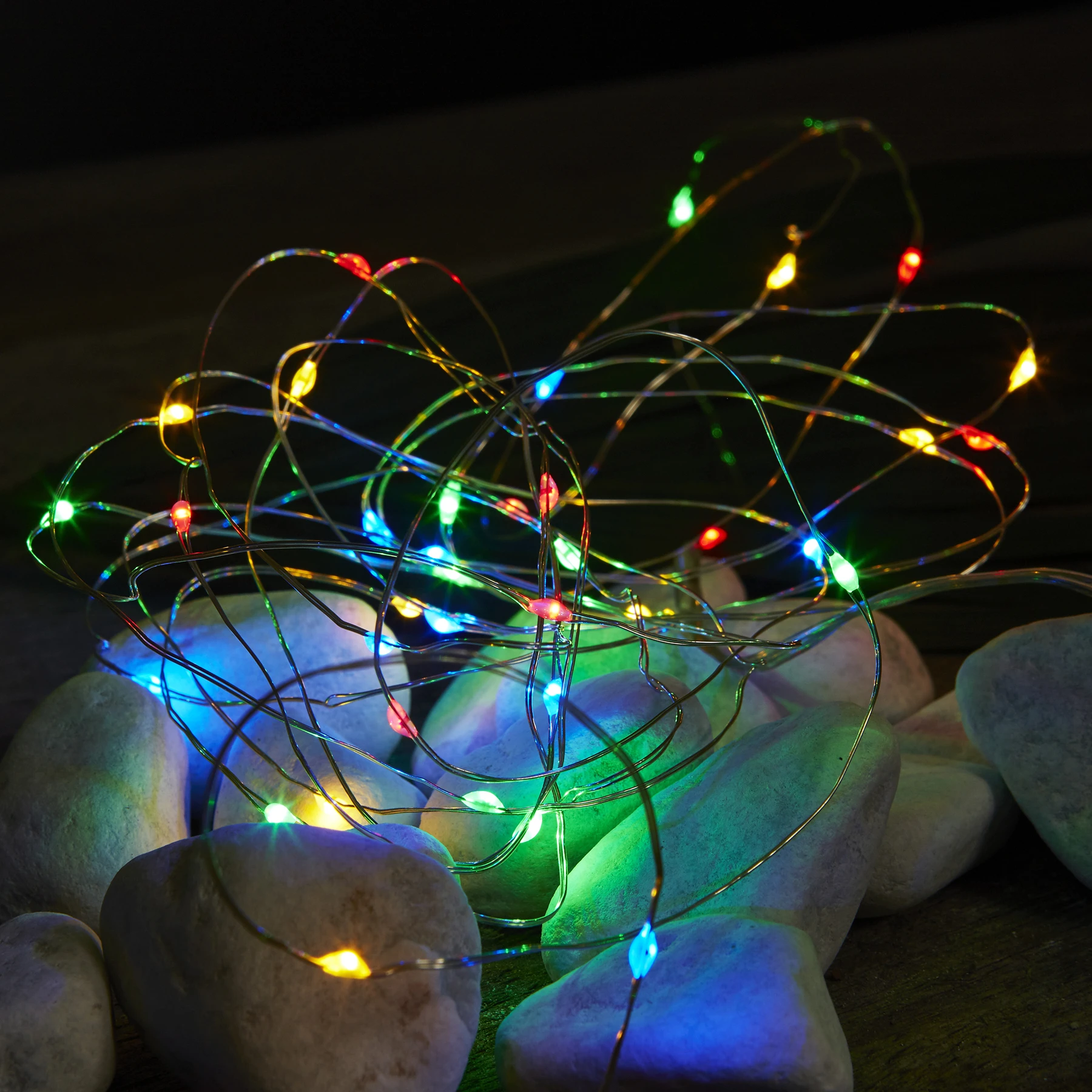 Dew Drop - Deko Lichterkette für innen - 4 m - 40 LEDs - Timer - Batteriebetrieb - Mehrfarbig