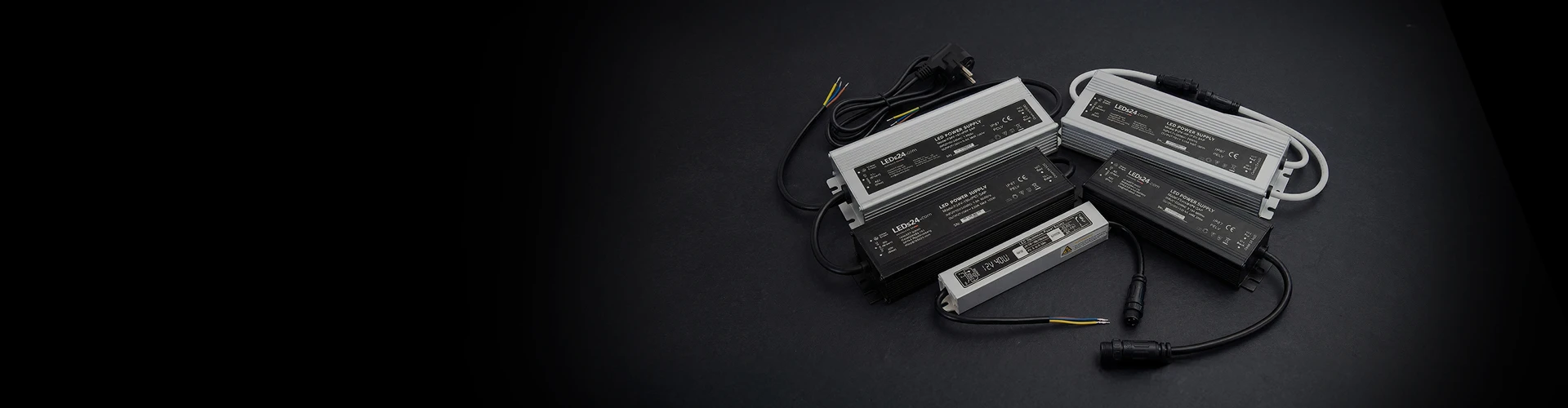 Header-Netzteile-PlugPlay-DESK