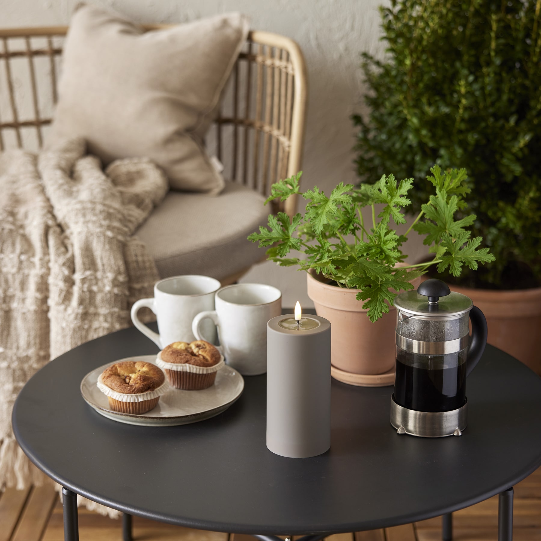 Flamme Soft - Kerze für außen - Braun - Höhe: 17,5 cm - Batteriebetrieb - Timer - flackernd