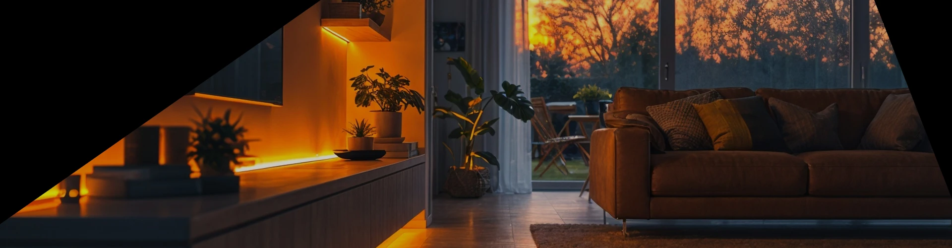 Header-LED-Streifen-Innen-DESK