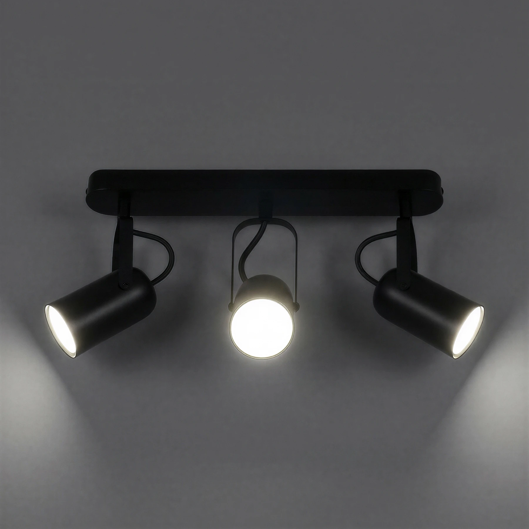 LOFTA 3 - Decken Spotleuchte in schwarz - Lichtfarbe: individuell wählbar