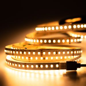 24V LED Streifen – warmweiß – 140 LEDs je Meter – alle 5cm teilbar - 500cm 24V LED Streifen – warmweiß – 140 LEDs je Meter – alle 5cm teilbar - 500cm