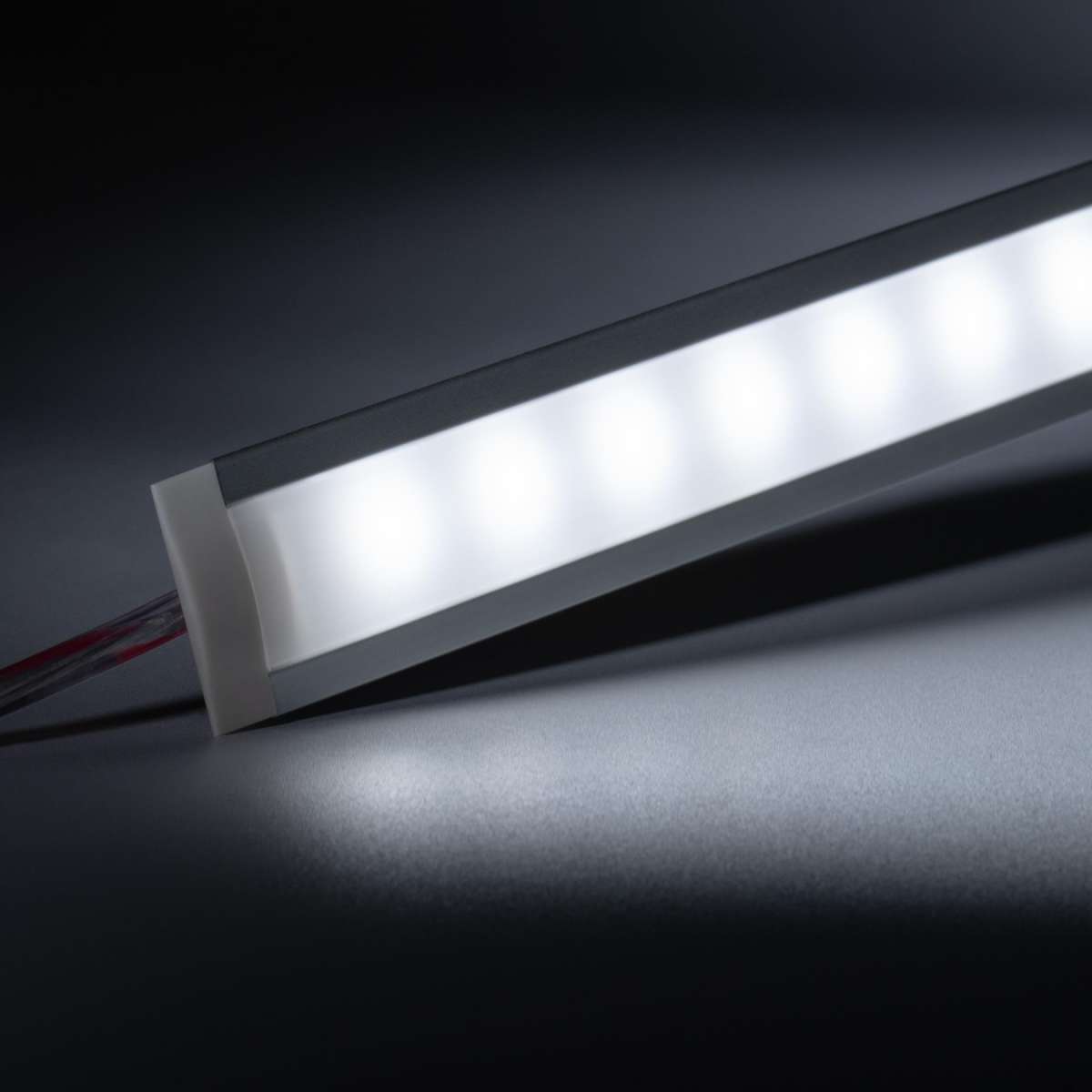 12V Aluminium Einbau LED Leiste schmal – weiß – diffuse | leds24.com
