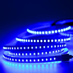 24V LED Streifen – blau – 140 LEDs je Meter – alle 5cm teilbar 24V LED Streifen – blau – 140 LEDs je Meter – alle 5cm teilbar