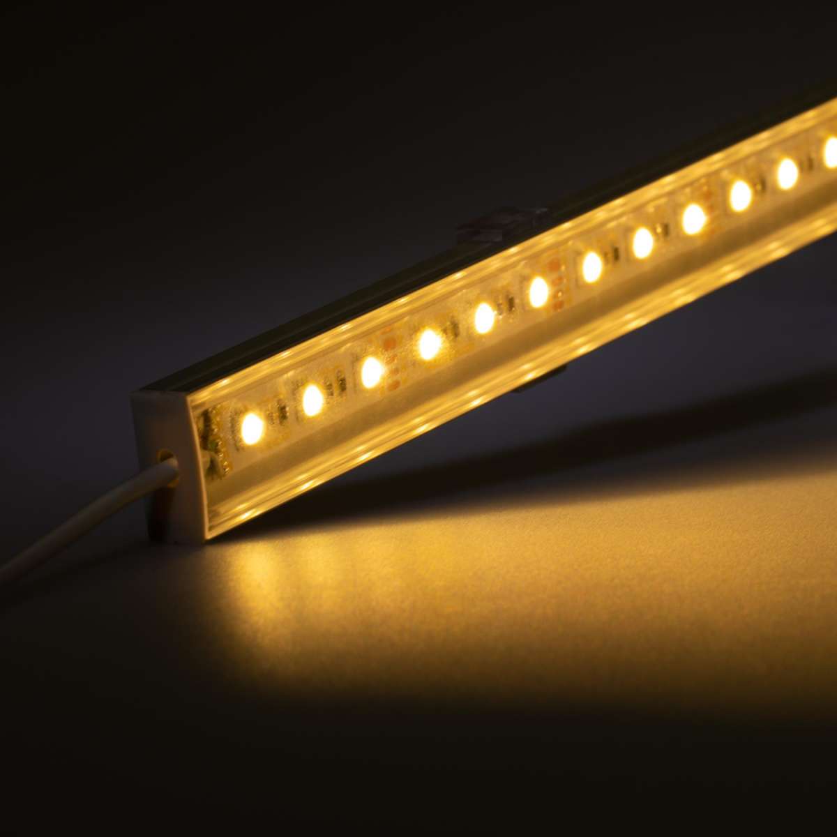 12V Slim Line Aluminium LED Leiste RGBW ( RGB & warmweiß )