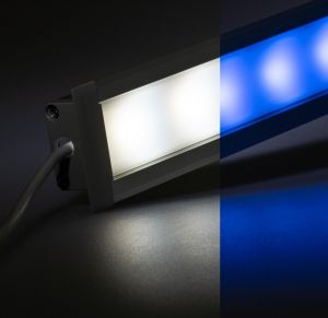 24V Aluminium Einbau LED Leiste – RGBW ( RGB + weiß ) – diffuse Abdeckung 24V Aluminium Einbau LED Leiste – RGBW ( RGB + weiß ) – diffuse Abdeckung