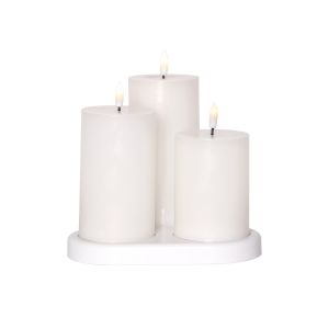 Flamme - Kerzen Set für innen - Weiß - Höhe: 10/ 12,5/ 15 cm - Akkubetrieb - Timer - flackernd Flamme - Kerzen Set für innen - Weiß - Höhe: 10/ 12,5/ 15 cm - Akkubetrieb - Timer - flackernd