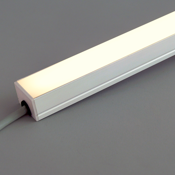 230V weiße Aufputz LED Leiste - Classic Maxi - warmweißes Licht - diffuse Abdeckung, IP65